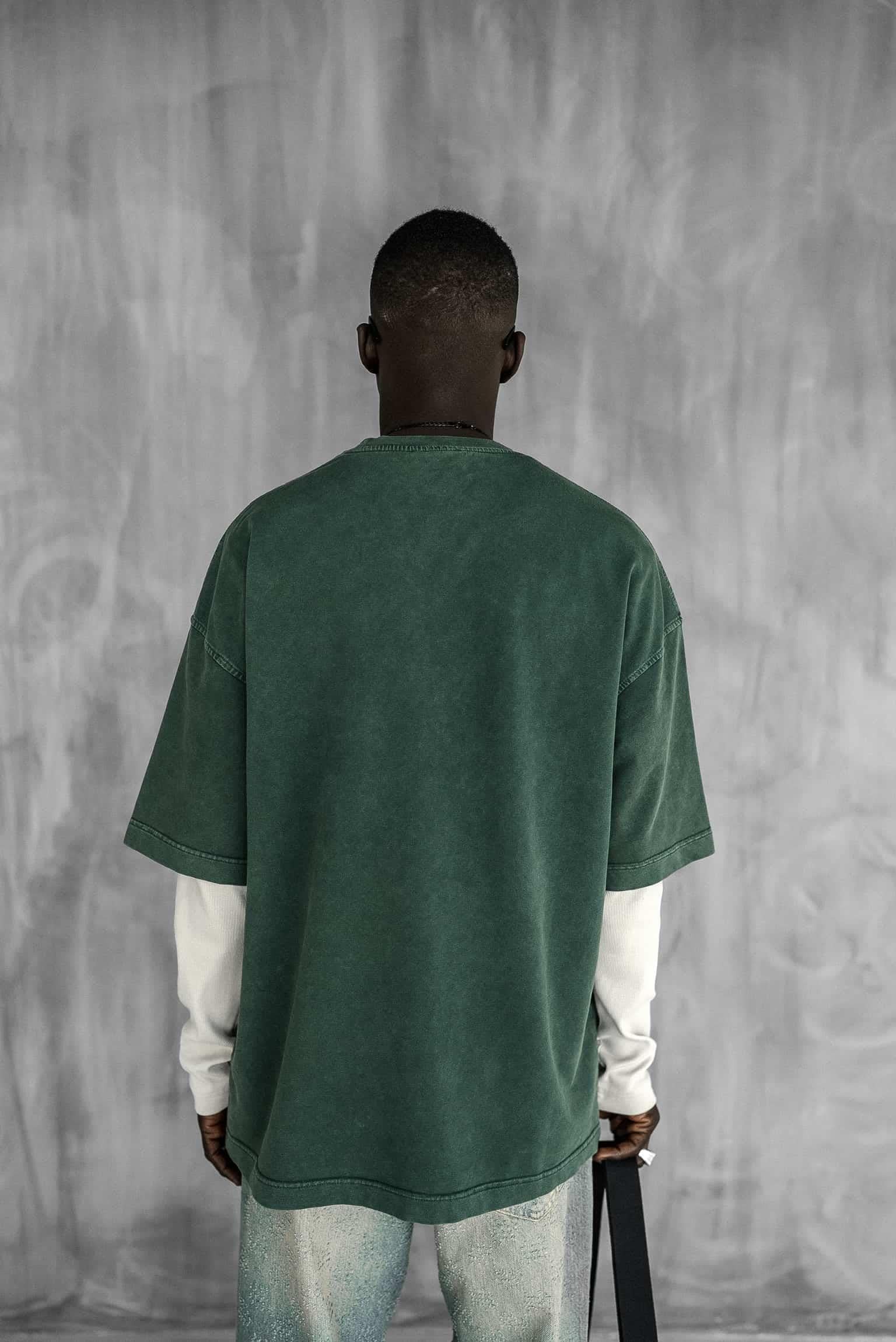 Erkek Önü Slogan İşlemeli Yıkamalı Oversize T-Shirt Yeşil