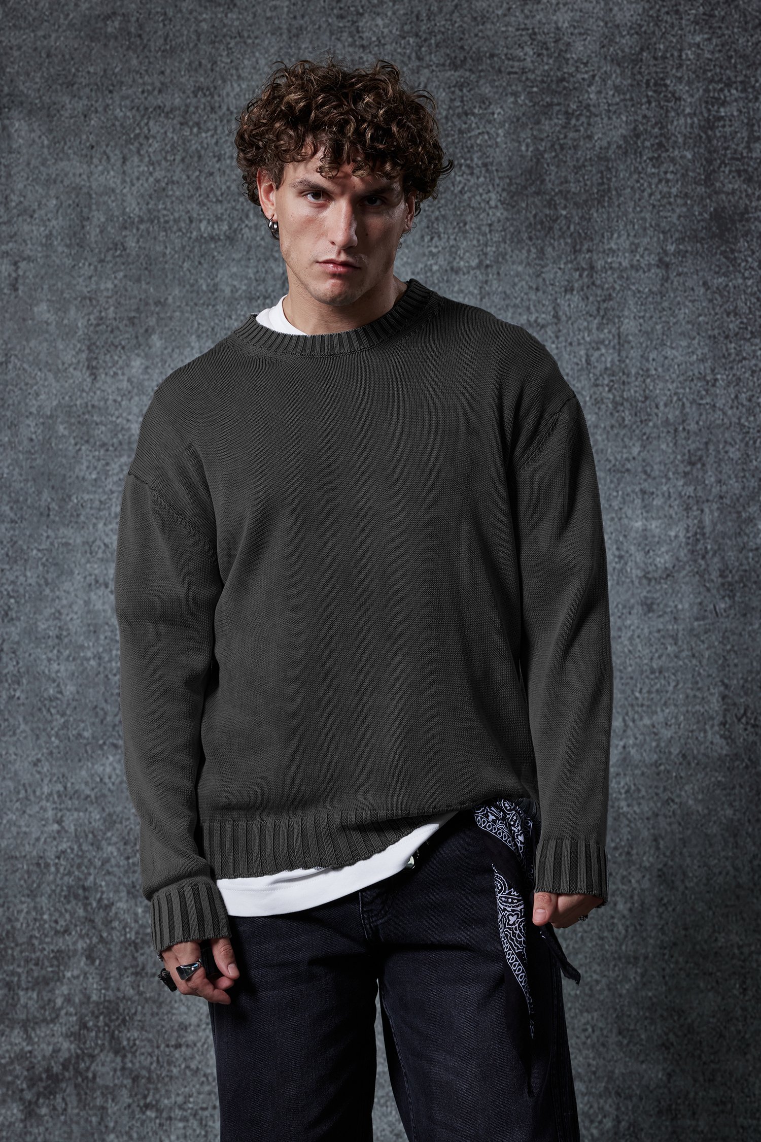 Erkek Oversize Bisiklet Yaka Basic Triko Kazak Siyah