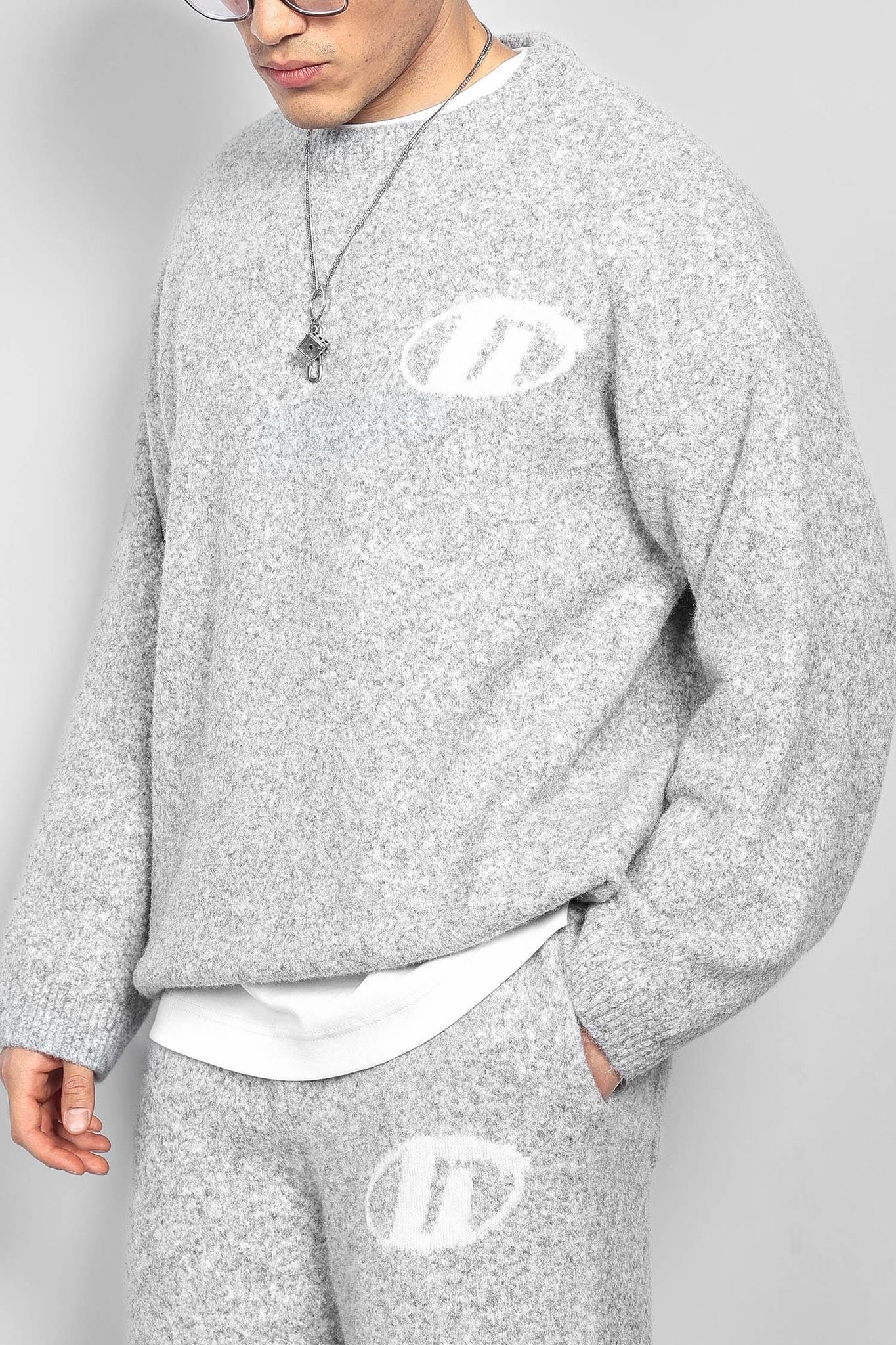 Erkek Oversize Boxy Fit Logo Detaylı Tüylü Kazak Gri