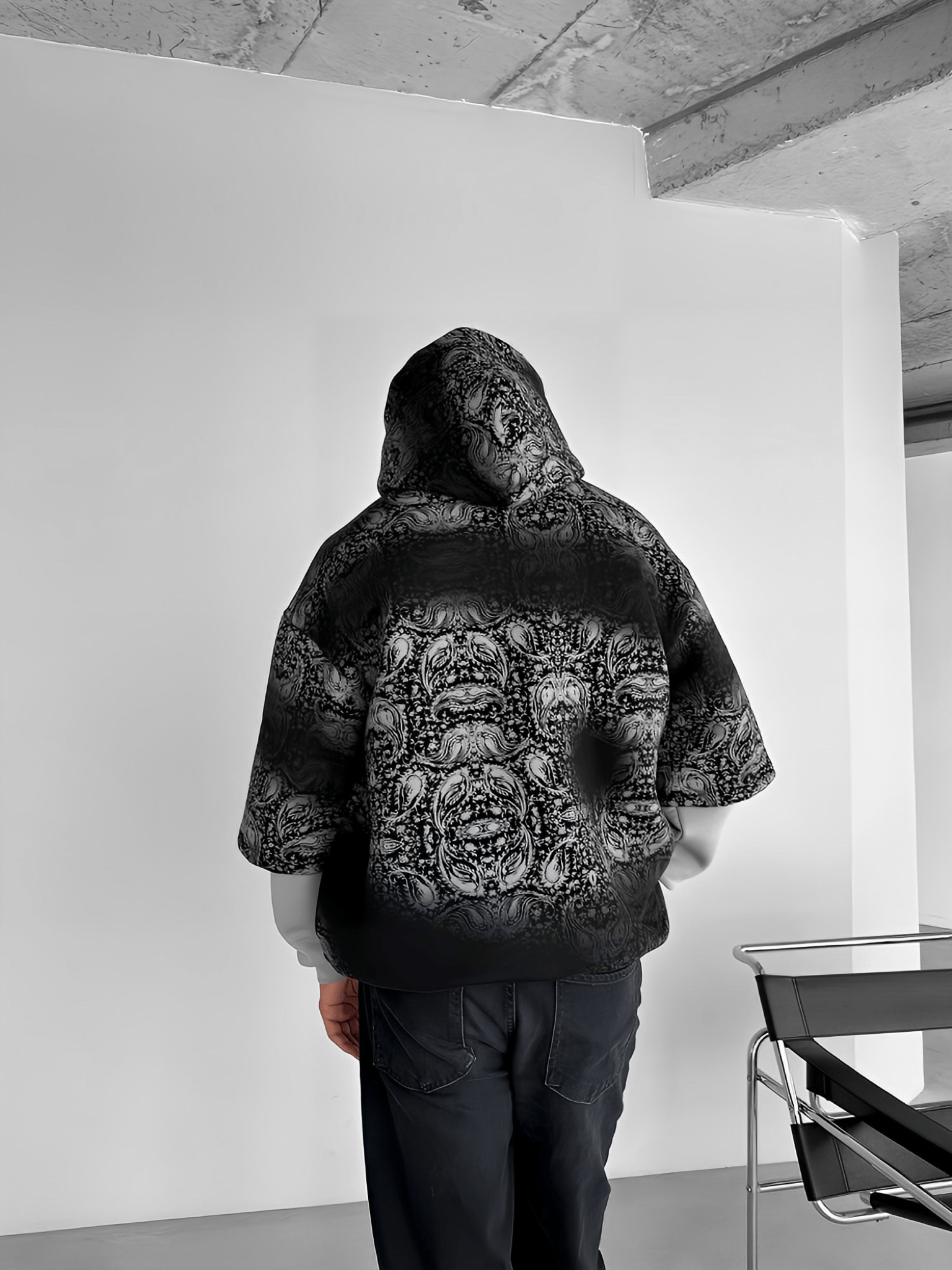 Erkek Oversize Desenli Kapüşonlu Sweatshirt Siyah