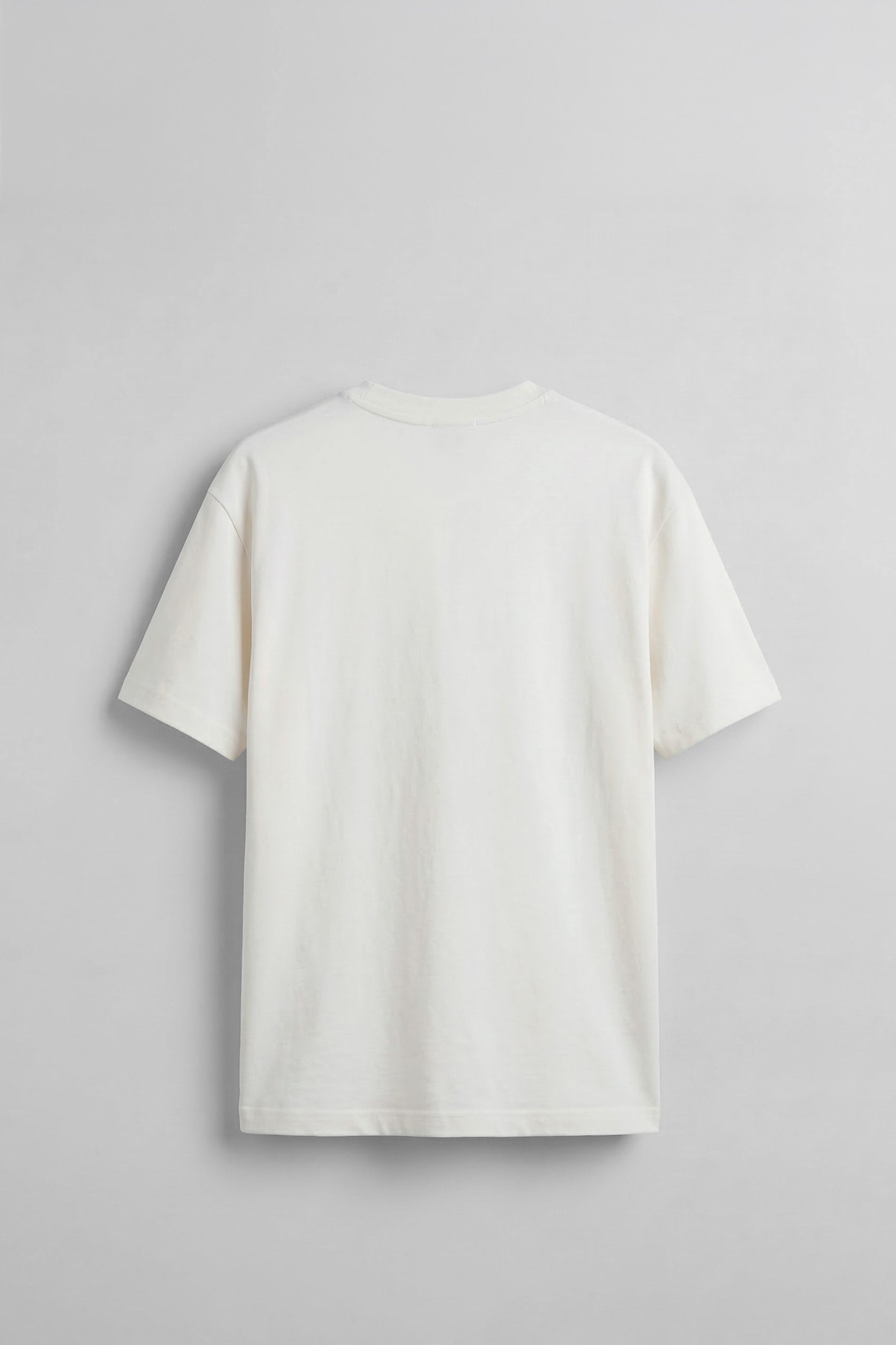 Erkek Oversize Minimal Yazı Baskılı T-Shirt Beyaz