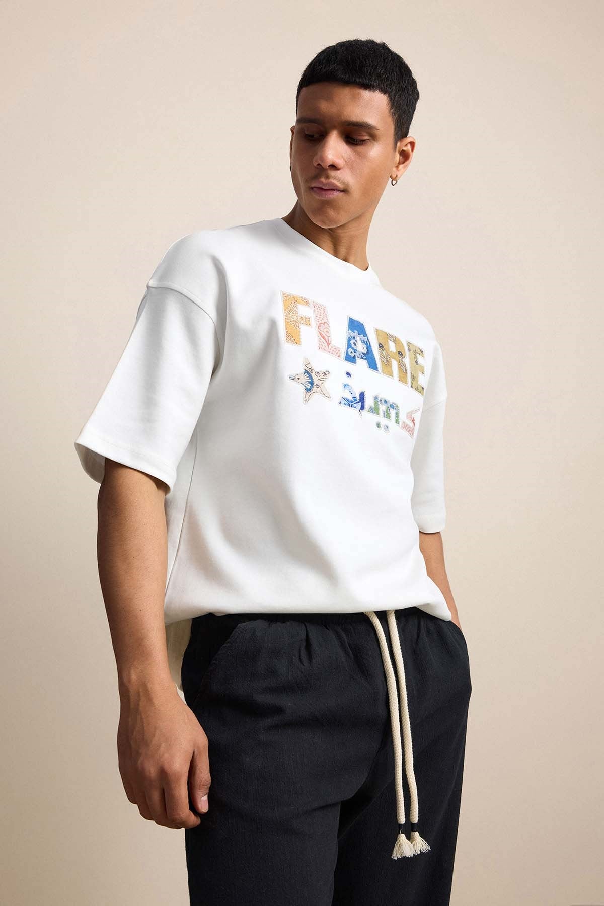 Erkek Oversize Patchwork Nakışlı T-Shirt Ekru