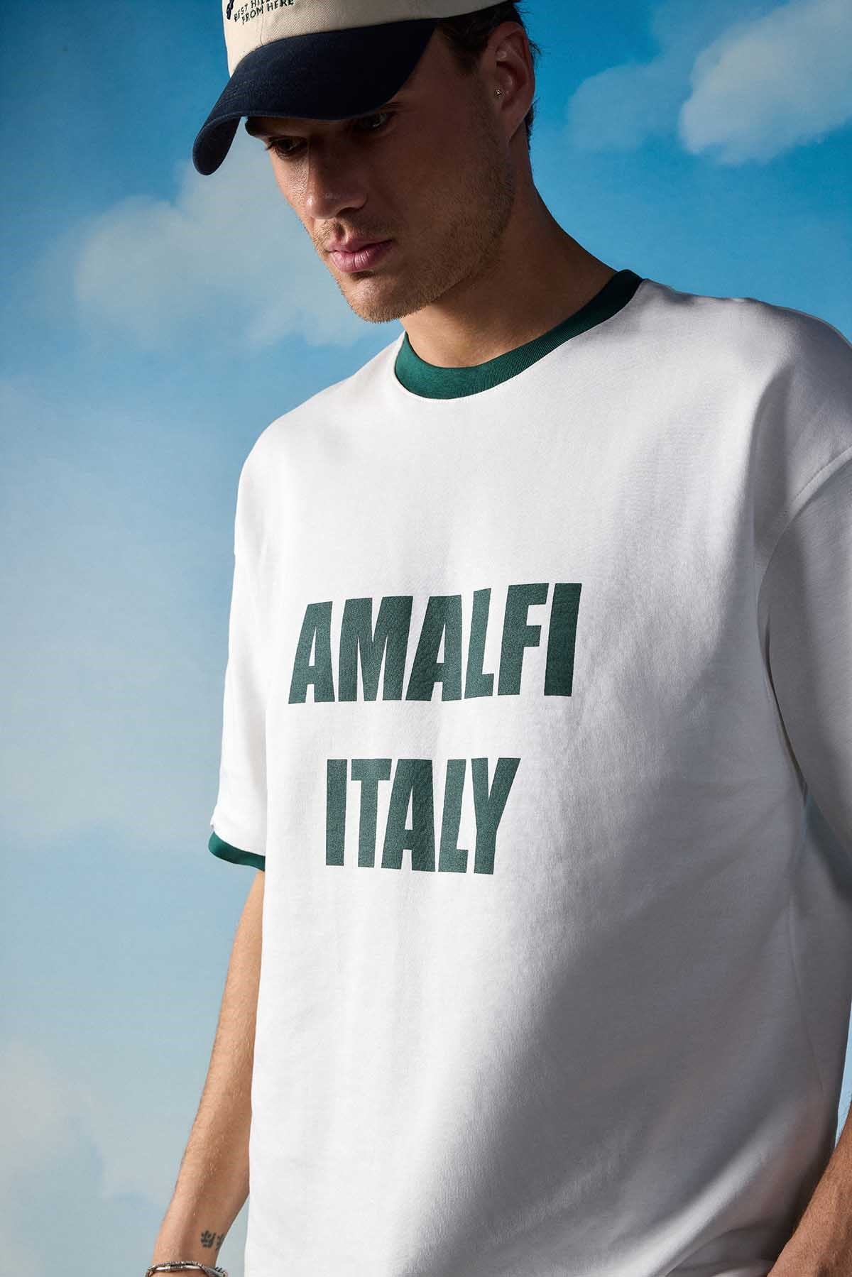 Erkek Oversize Şehir Serisi Kontrast Yaka T-Shirt Ekru / Yeşil