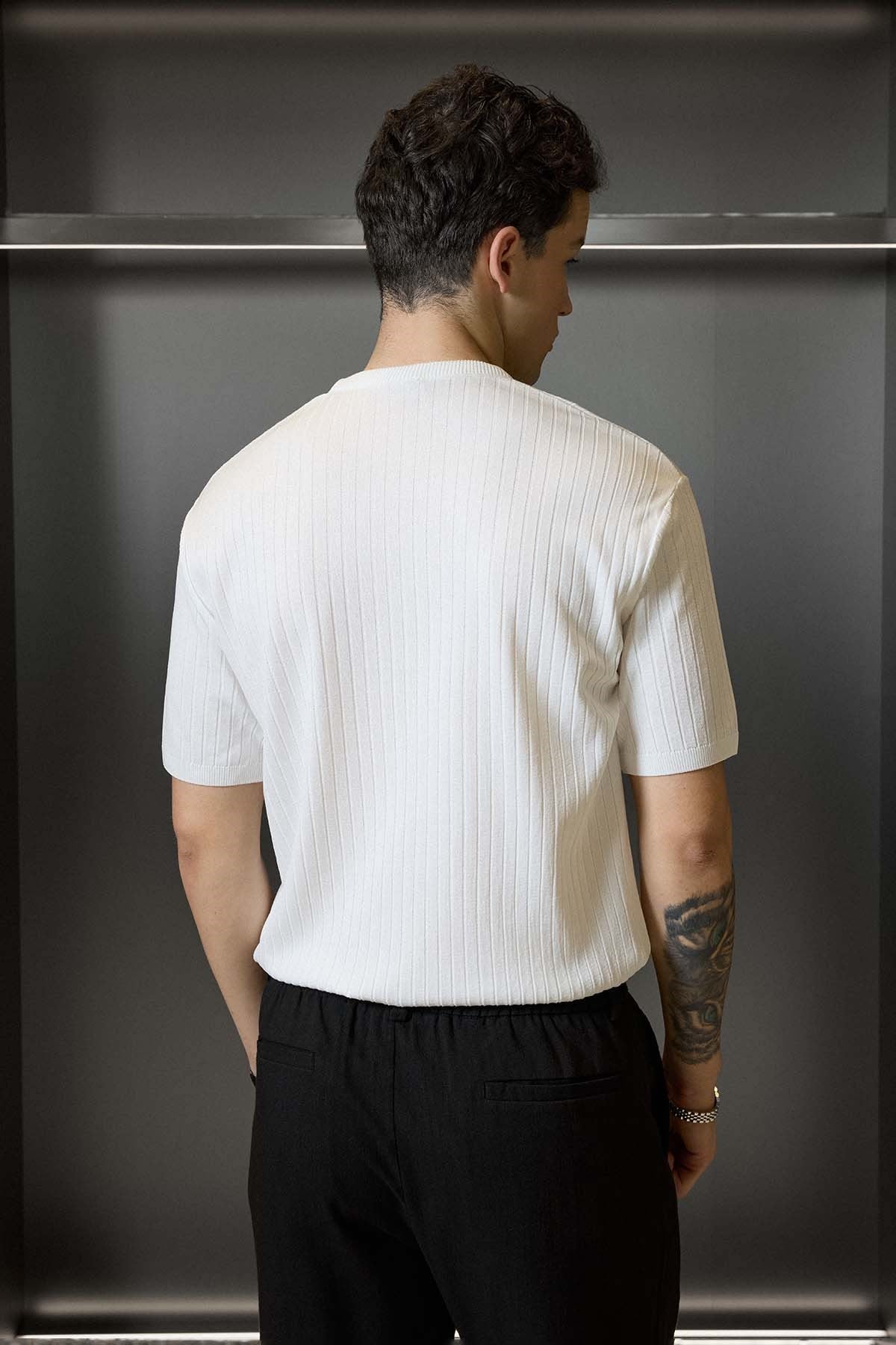 Erkek Regular Fit Fitilli Triko Bisiklet Yaka T-Shirt Beyaz