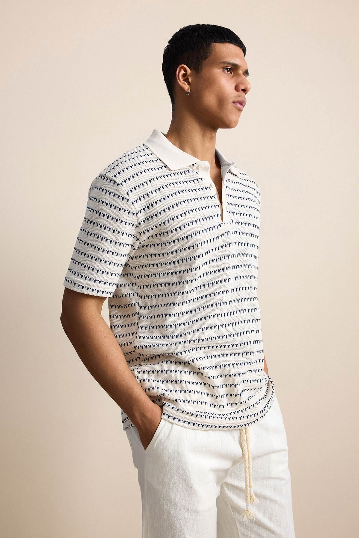 Erkek Relaxed Fit Ajurlu Örme Polo Yaka T-Shirt Ekru