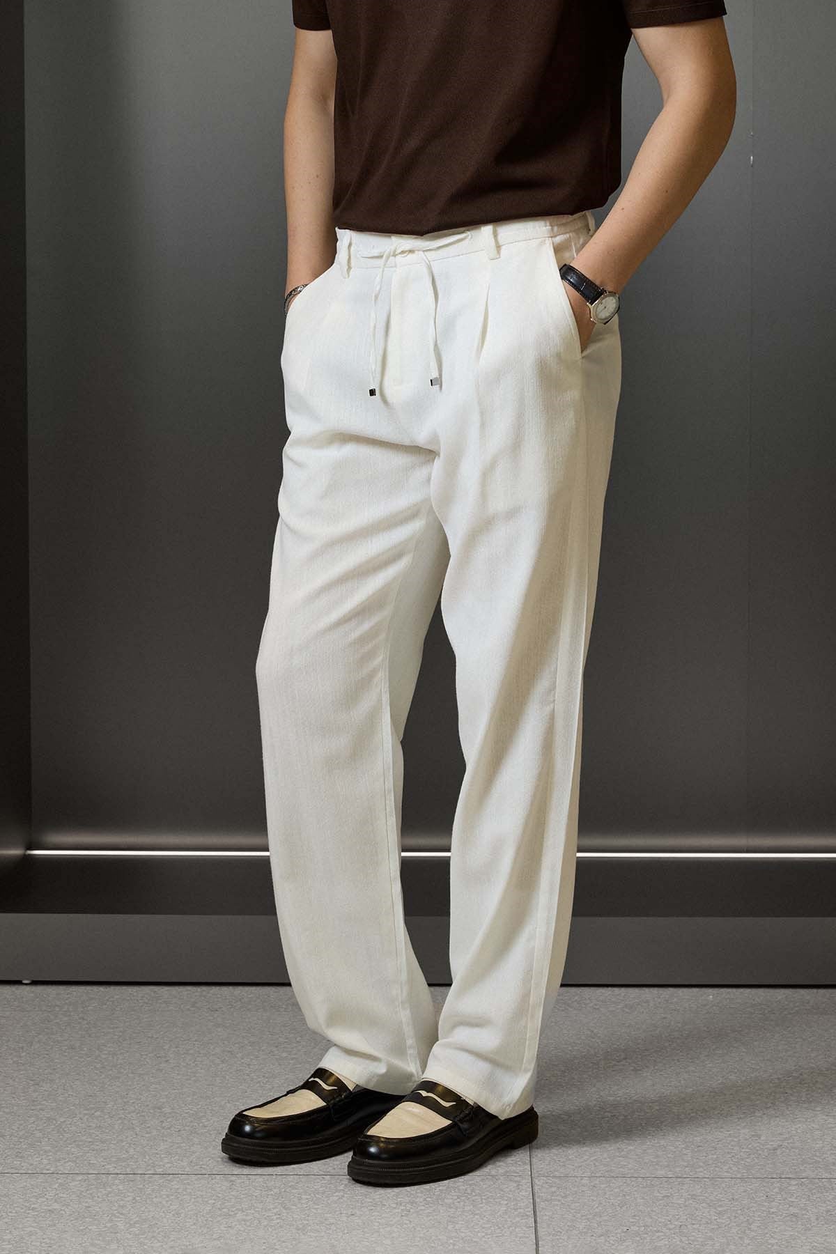 Erkek Relaxed Fit Bağcıklı Rahat Kalıp Pantolon Beyaz