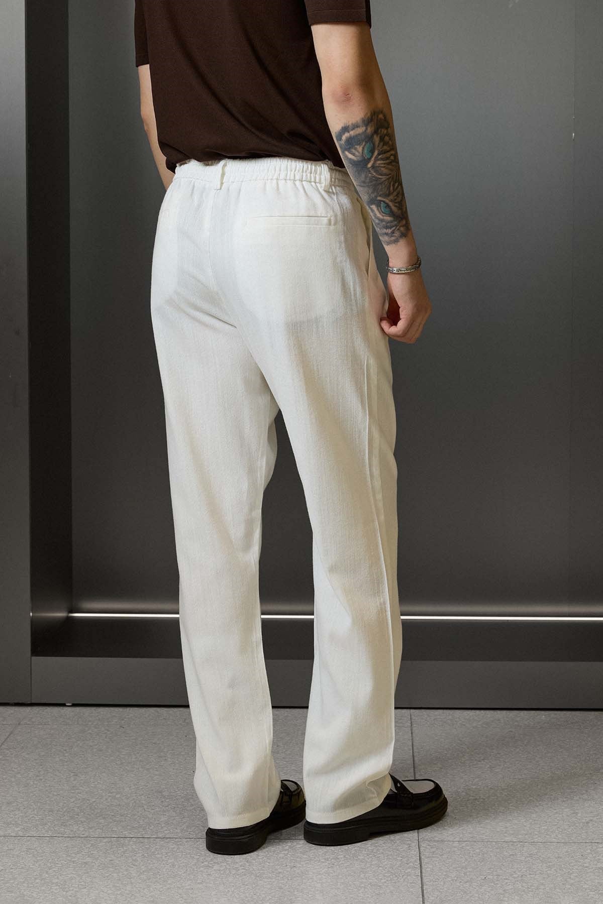 Erkek Relaxed Fit Bağcıklı Rahat Kalıp Pantolon Beyaz