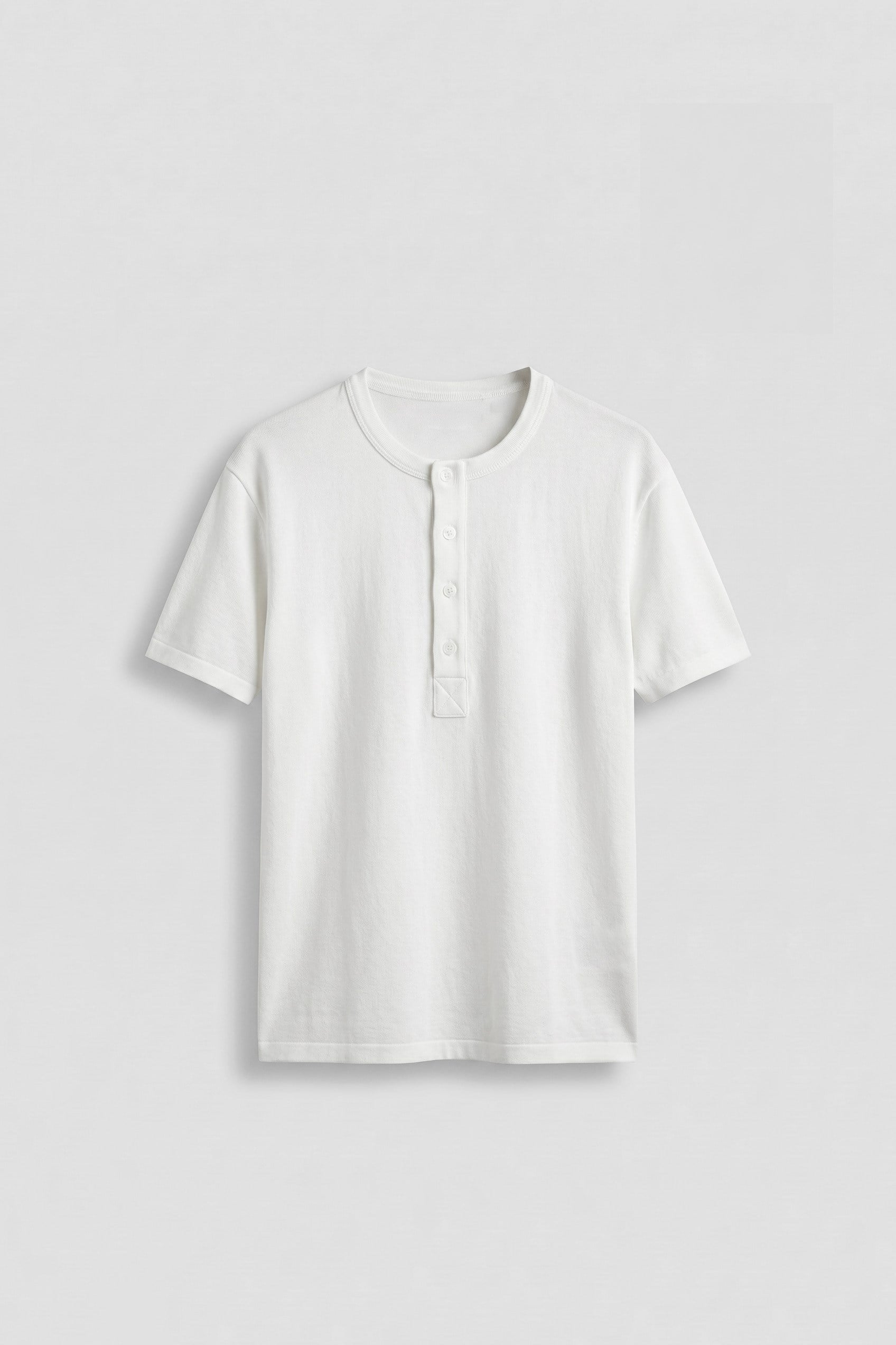 Erkek Relaxed Fit Düğmeli Henley Yaka Basic T-Shirt Beyaz