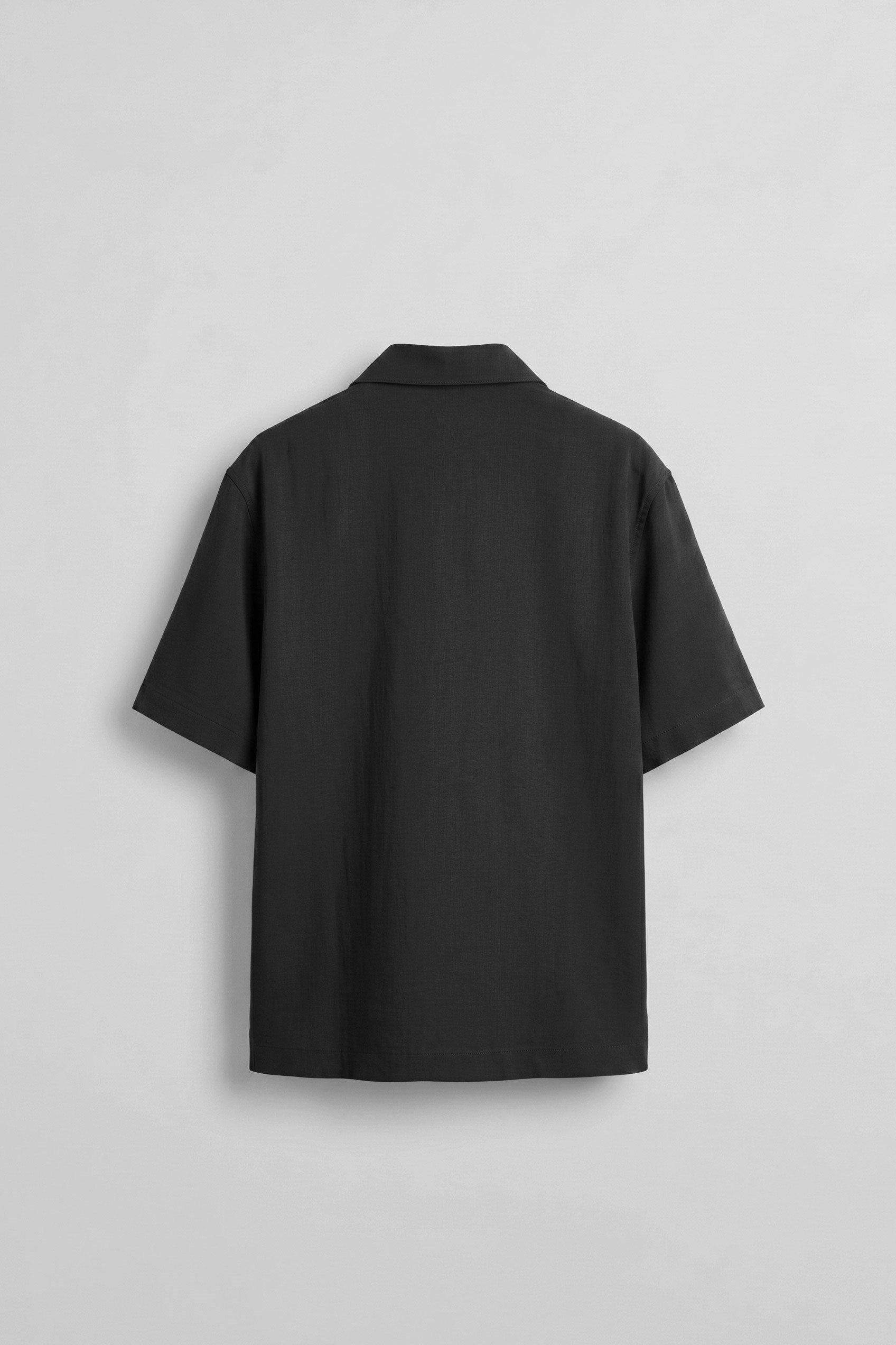 Erkek Relaxed Fit Kısa Kollu Cepli Tencel Gömlek Siyah