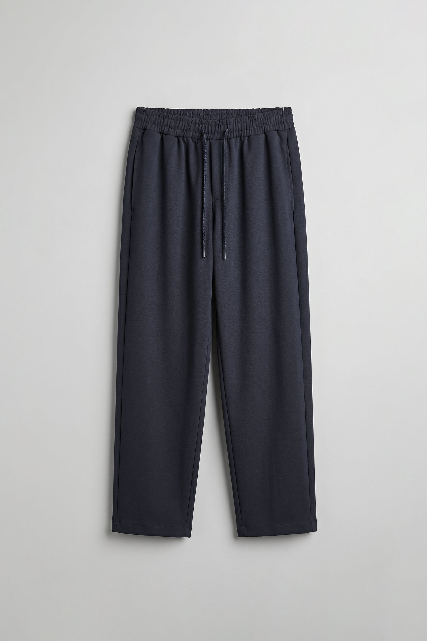 Erkek Relaxed Fit Lastikli Bel Pileli Pantolon Lacivert