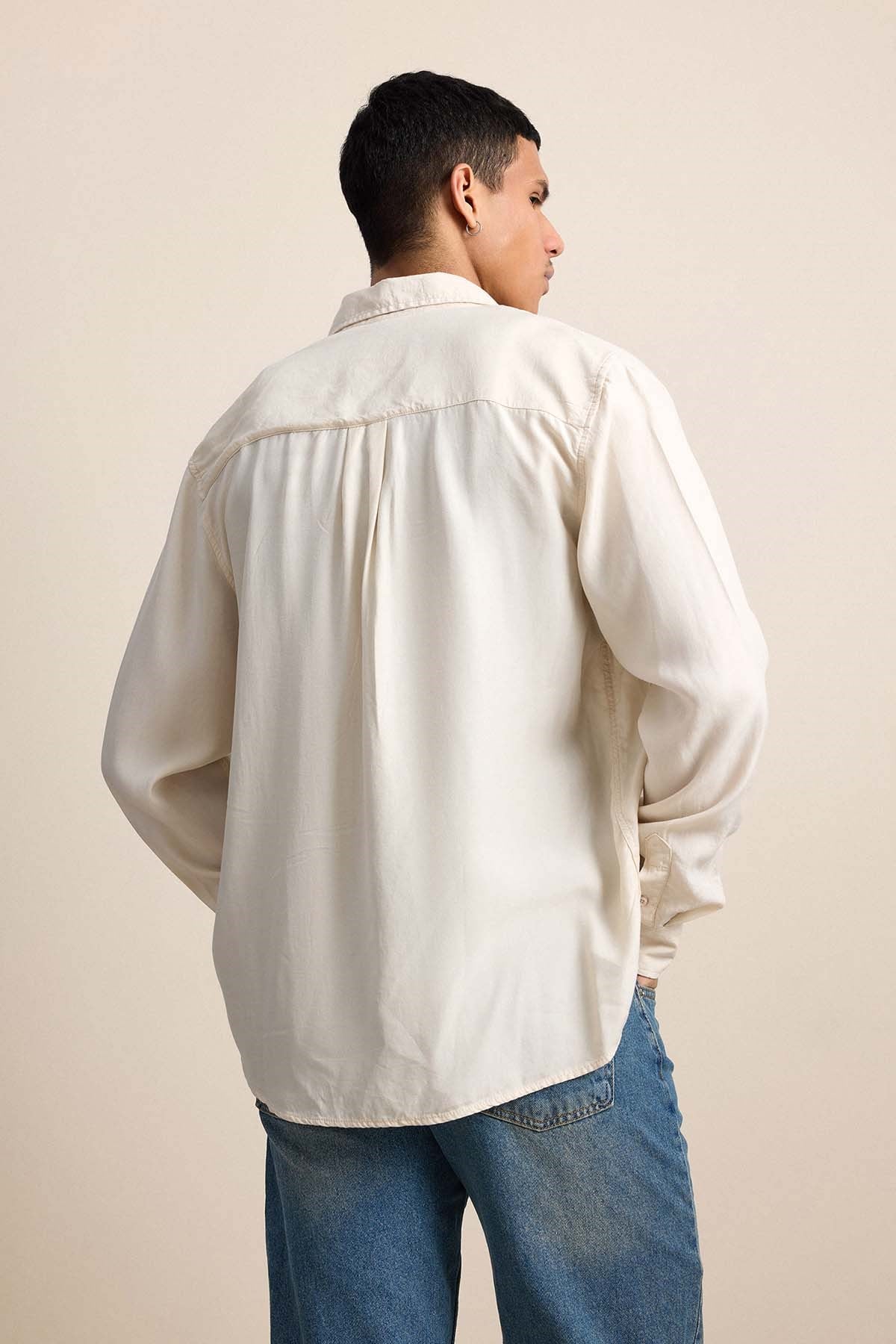 Erkek Relaxed Minimal Nakışlı Basic Tencel Gömlek Bej