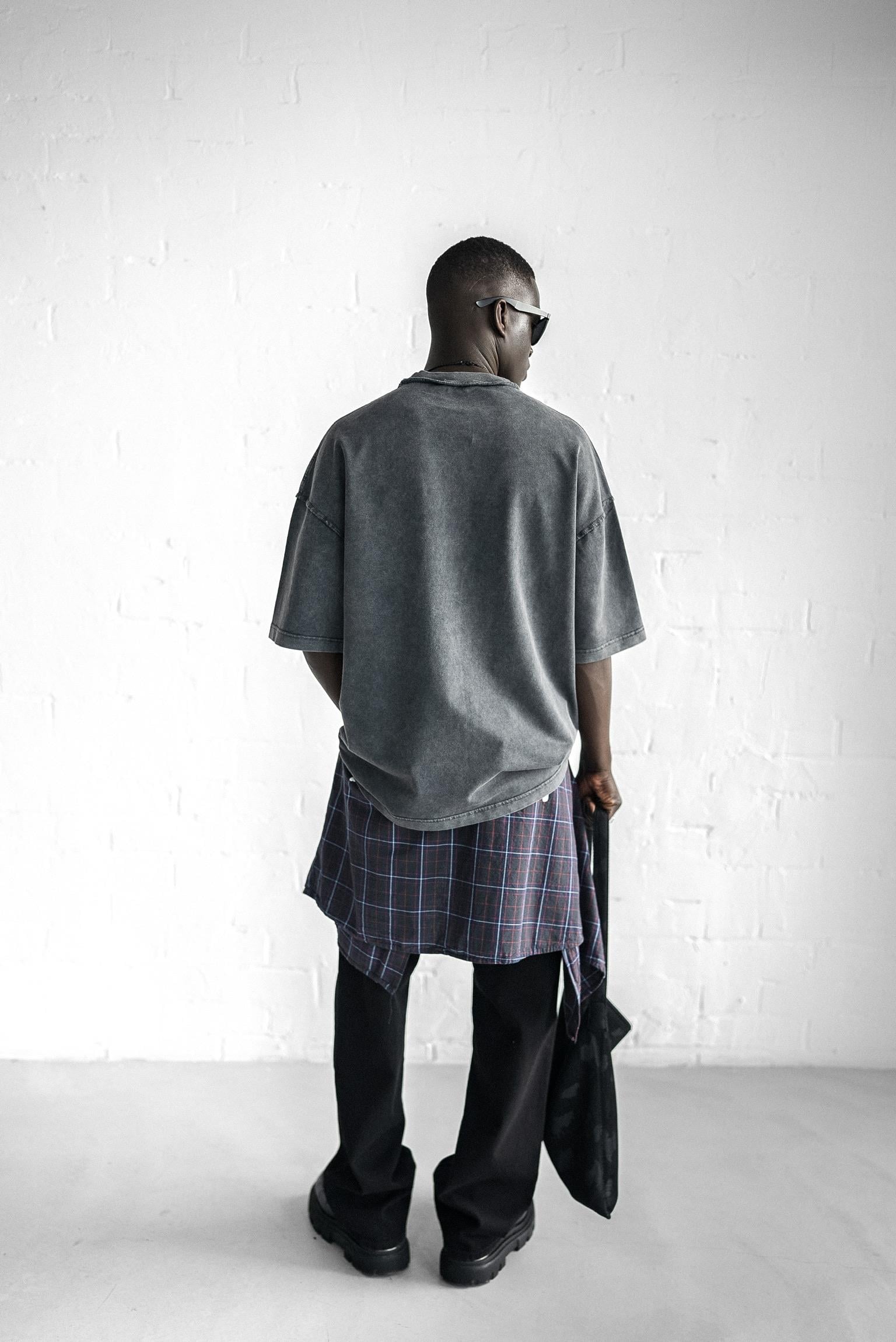 Erkek Yıkamalı Dikiş Detaylı Oversize T-Shirt Siyah
