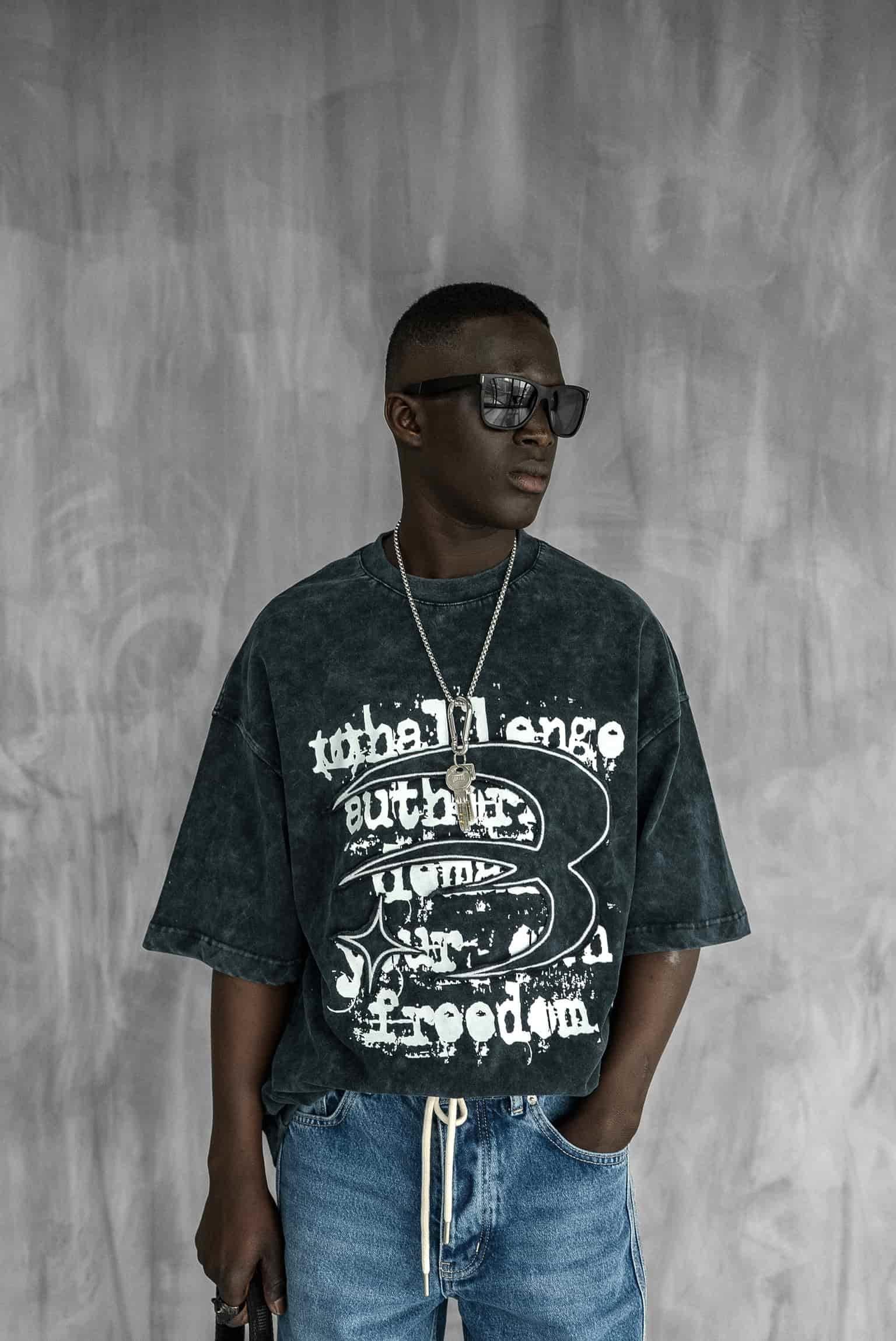 Erkek Yıkamalı İşlemeli Oversize Baskılı Premium T-Shirt Siyah