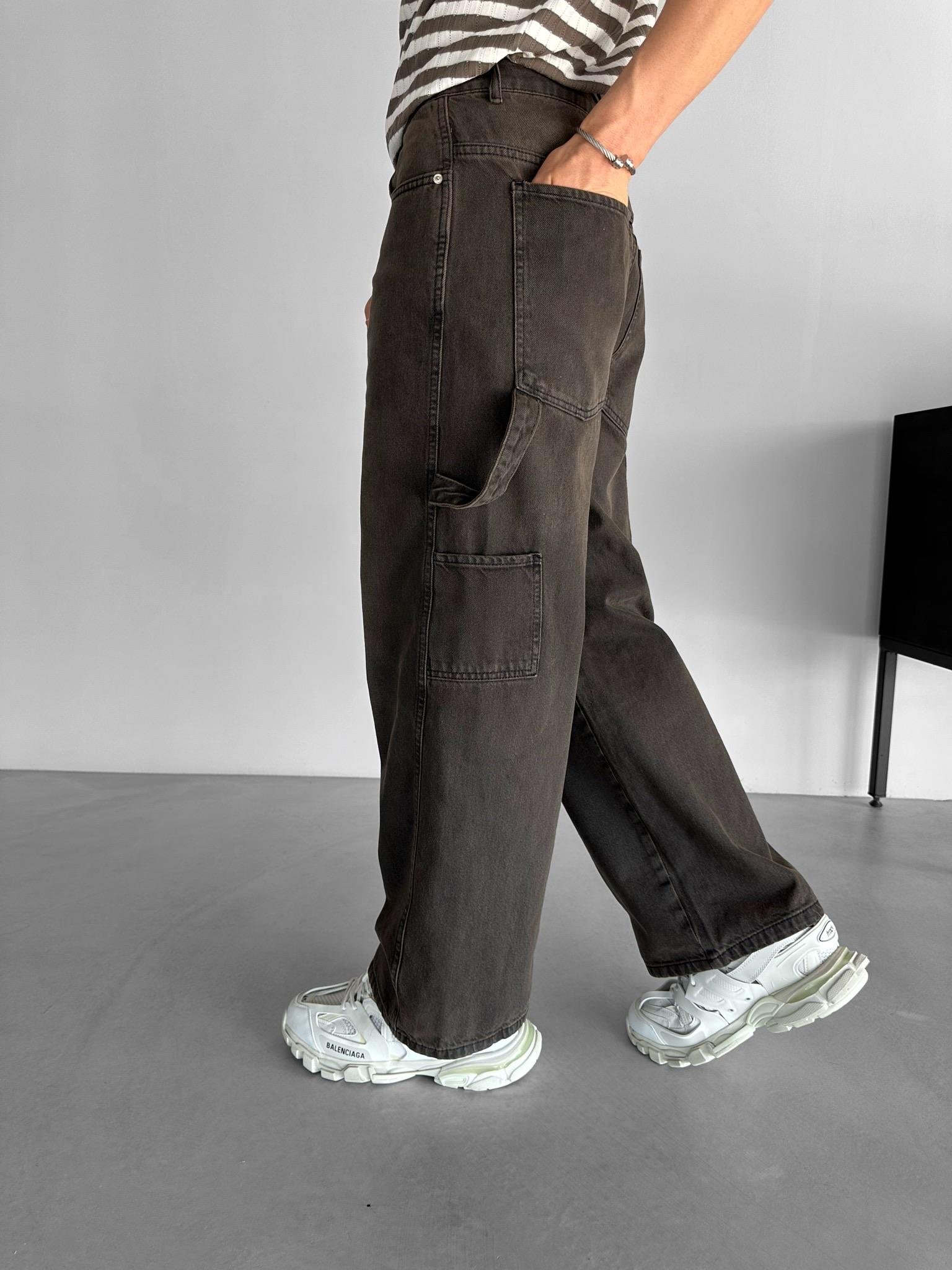 Extra Baggy Fit Yıkamalı Yan Cep Detaylı Jean Kahverengi