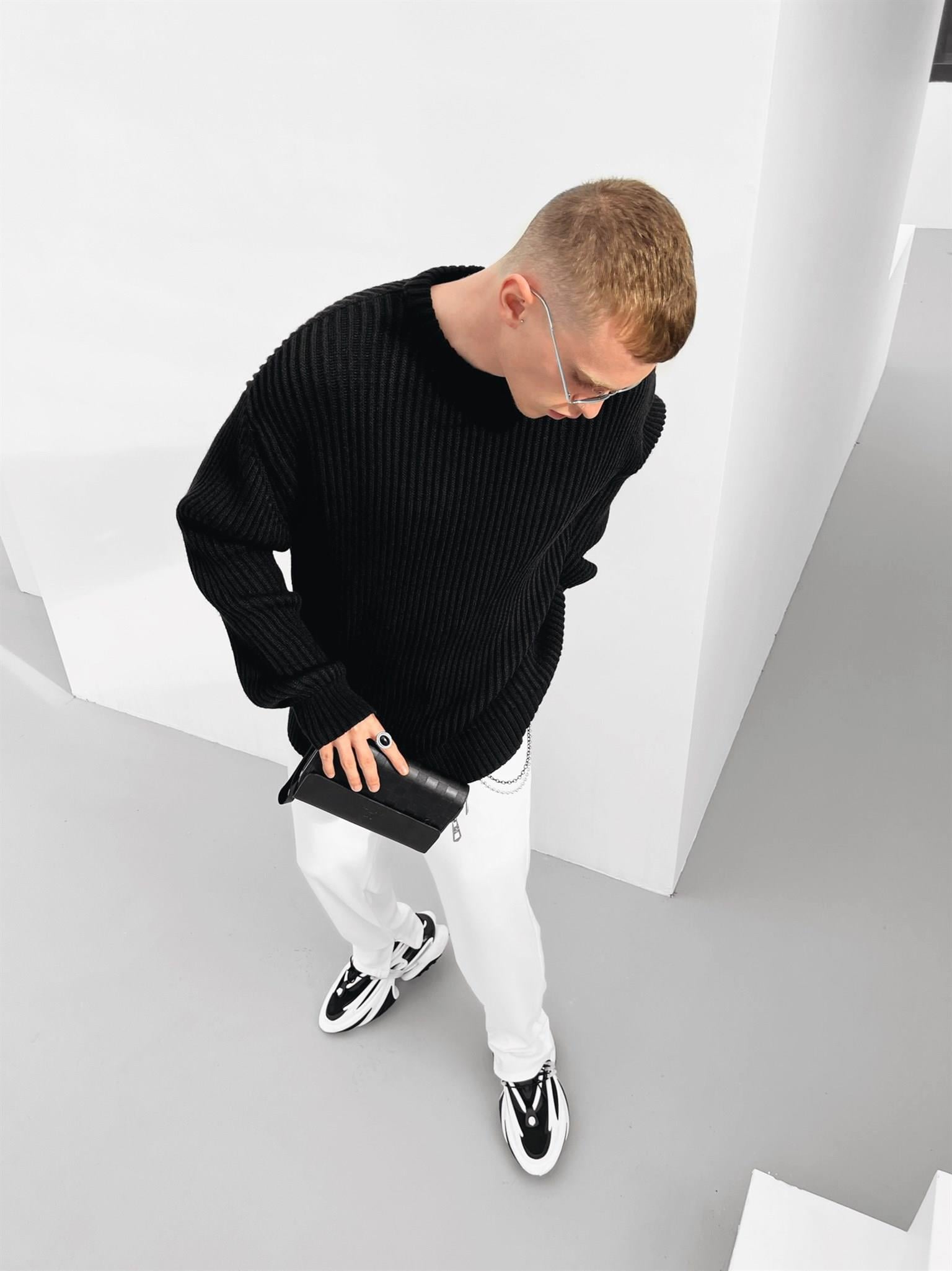 Extra Oversize Fitilli Örme Kazak Siyah