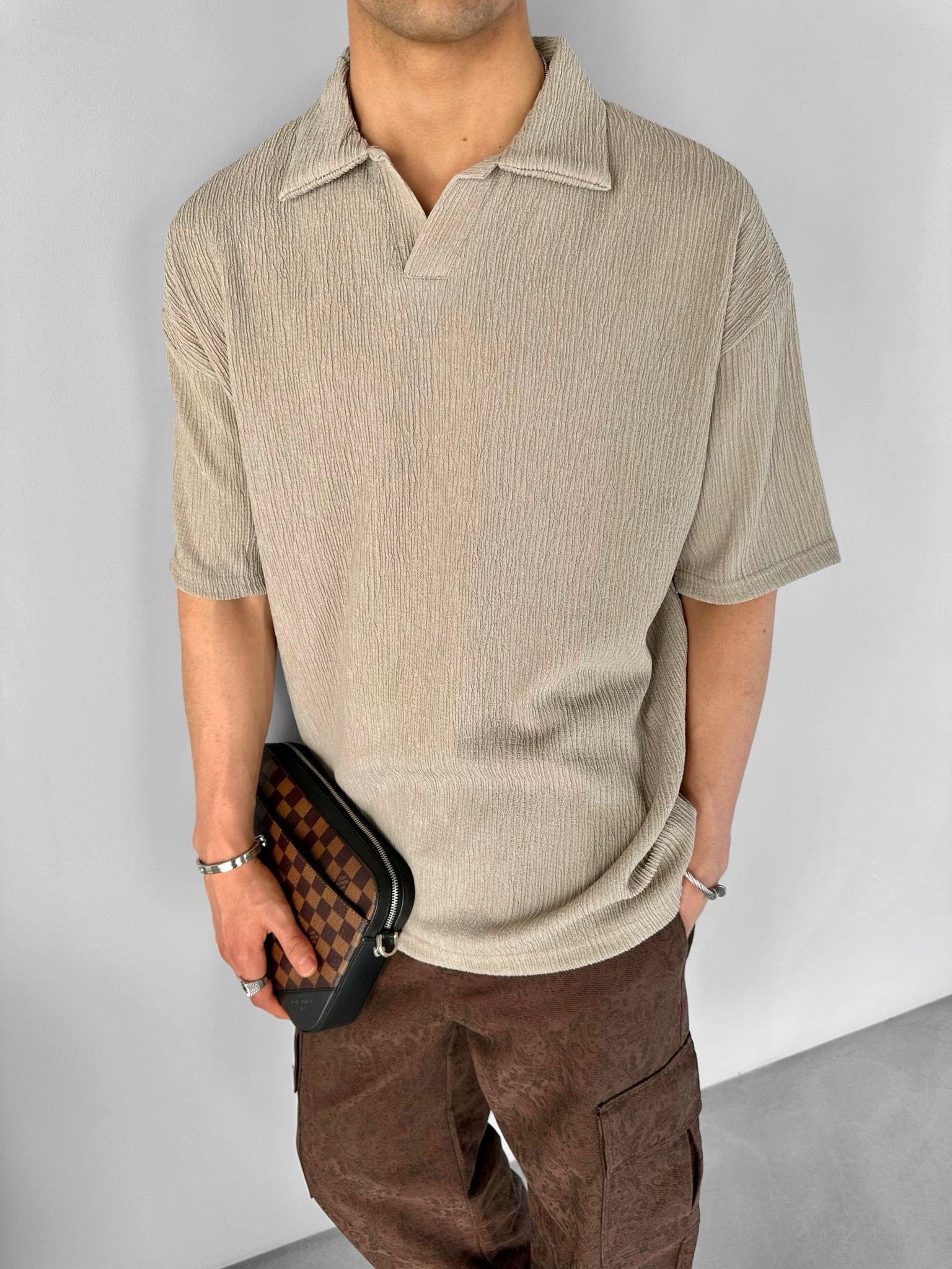 Oversize Gofre Kumaş Yarım Pat Gömlek Yaka T-Shirt Bej