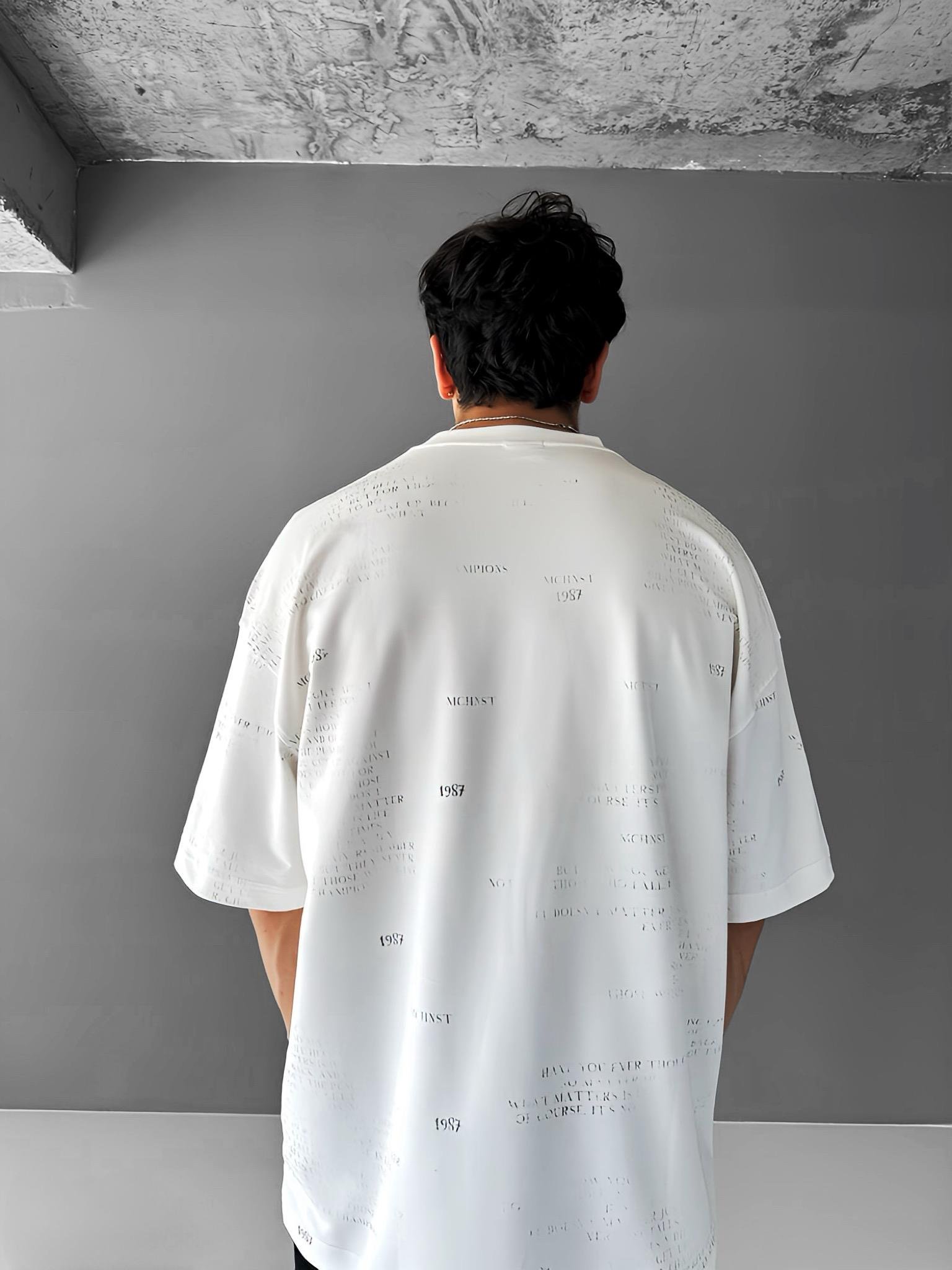 Oversize Kabartma Baskılı Premium T-Shirt Beyaz