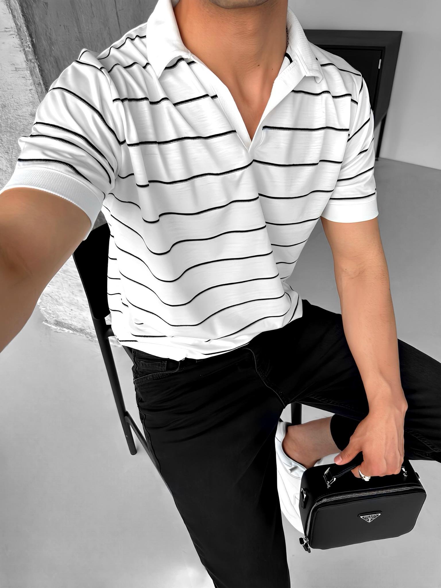 Oversize Pamuklu Ve Esnek Yarım Pat Yaka Yazlık  T-Shirt Beyaz - Siyah