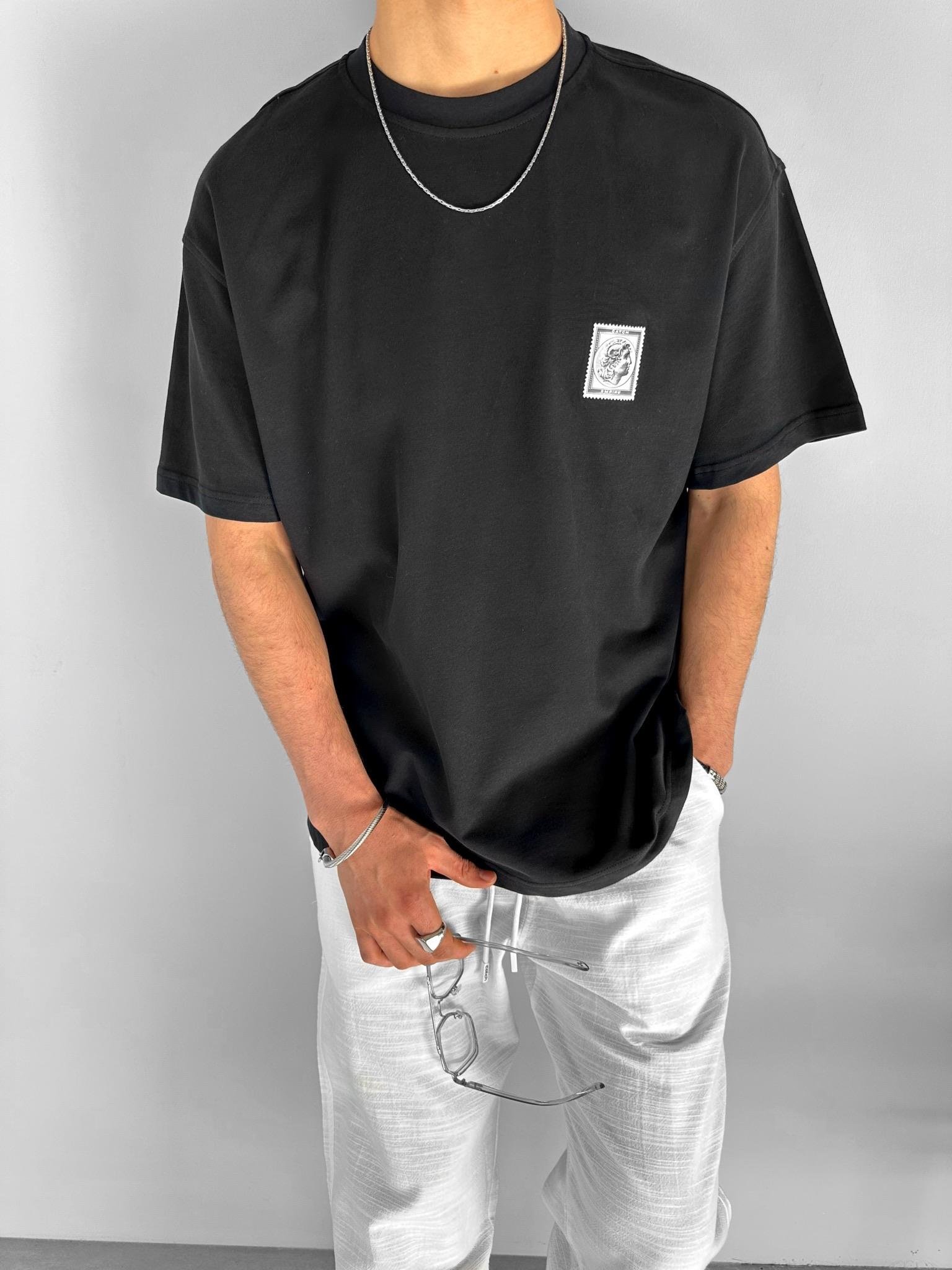 Oversize Patch Yamalı Ve Dokulu T-Shirt Siyah