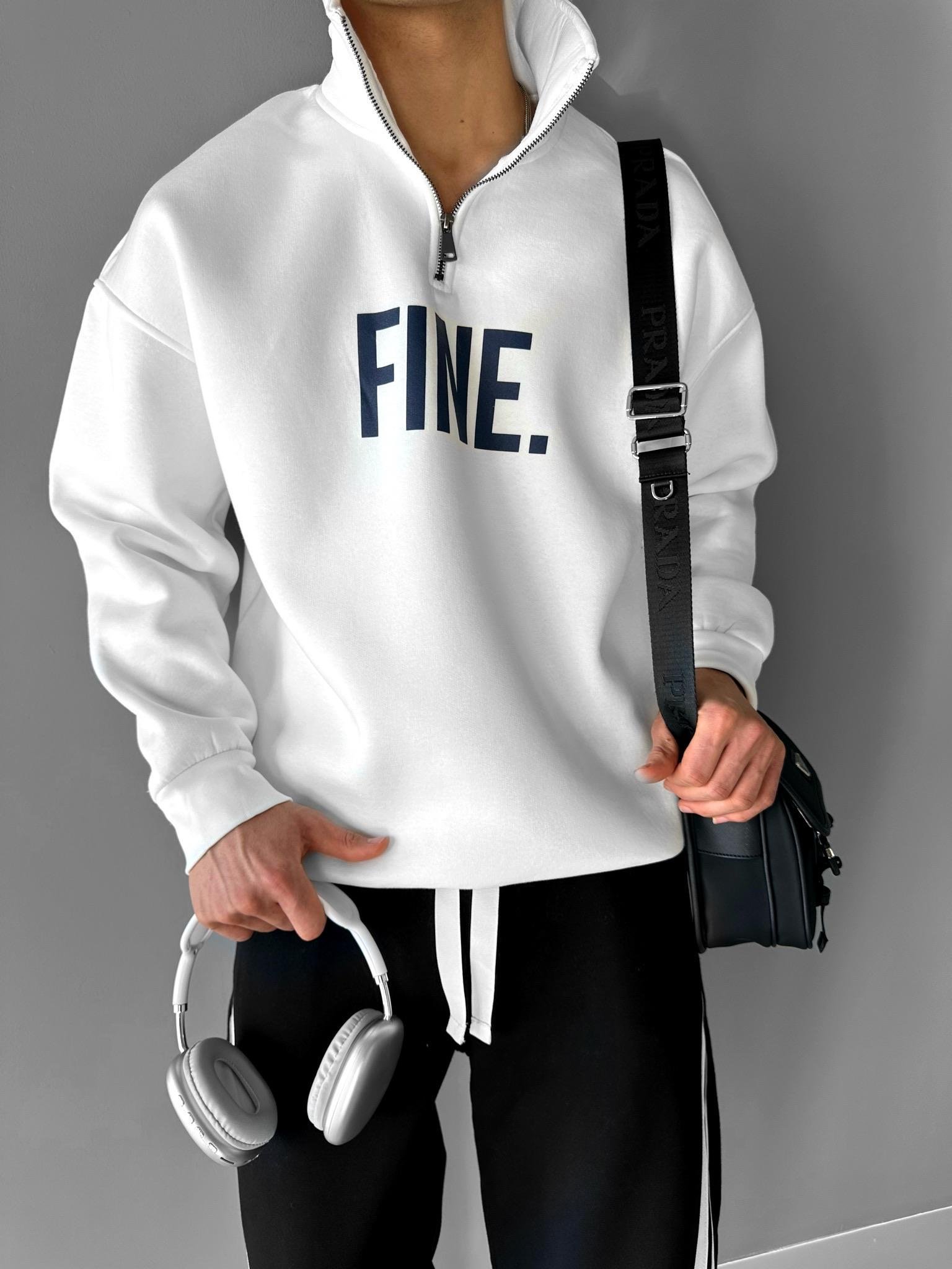Oversize Yarım Fermuarlı Baskılı Sweatshirt Beyaz