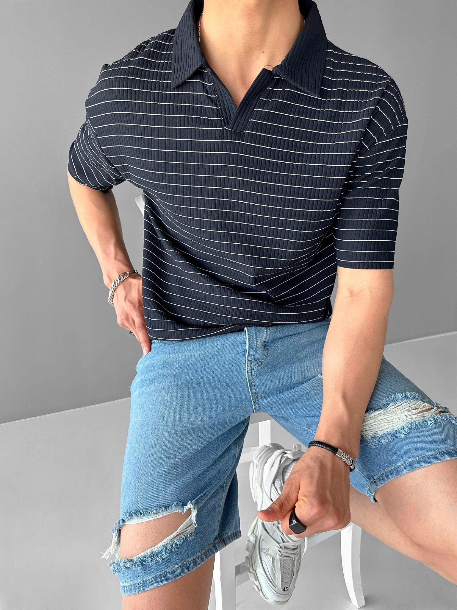 Oversize Yarım Pat Polo Yaka Çizgili T-Shirt Siyah Beyaz