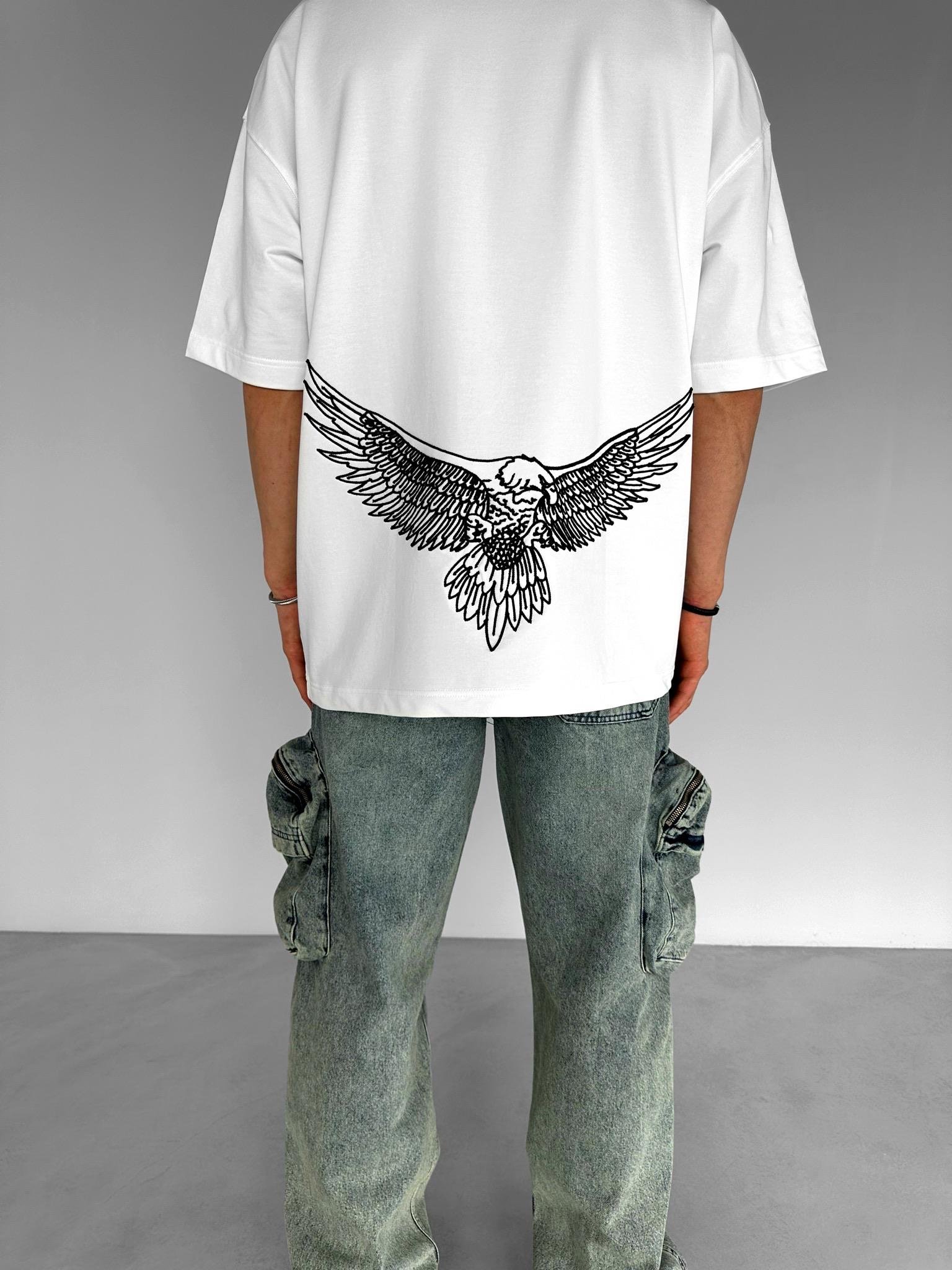 Oversize Yuvarlak Yaka Nakışlı T-Shirt Beyaz