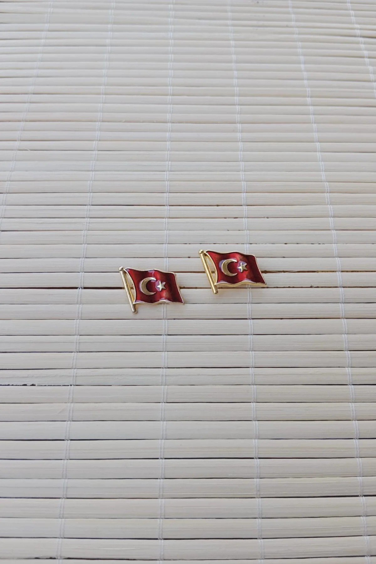 2 Adet Dalgalanan Bayrak Sarrafiyeli Taki Ceket Yaka İgnesi Yaka Rozet