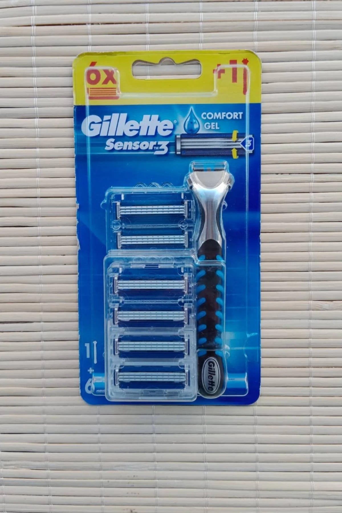 Acemi Bedelli Asker İcin 3 Bicakli Gillette Sensor 3 Tiras Makinasi 1 + 6 Bicak Jilet