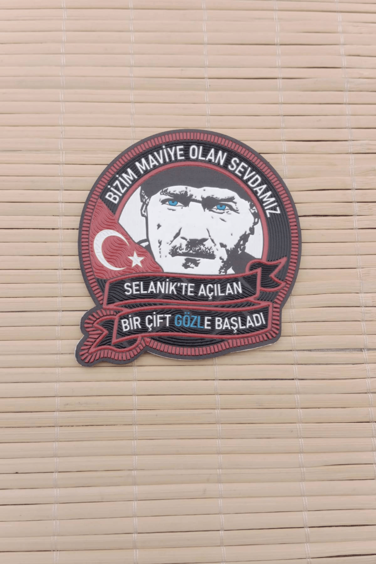 Ataturk Resimli Kirmizi Zemin Bizim Maviye Olan Sevdamiz 3d Tpu Termoplastik Silikon Kabartma Nakis İslemeli Arma Pec Patch