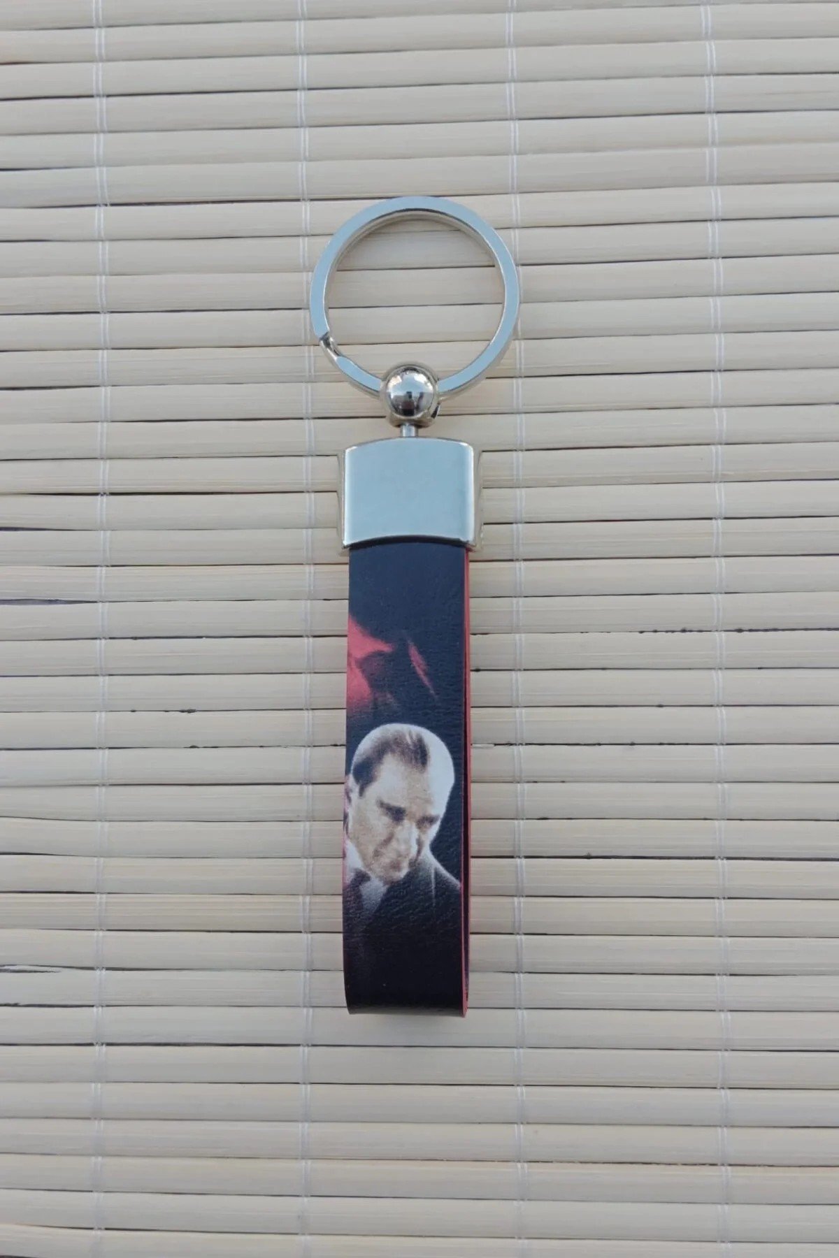 Ataturk Siluetli Ozel Uretim Kemal Ataturk İmzali Hakiki Deri Hediyelik Anahtarlik