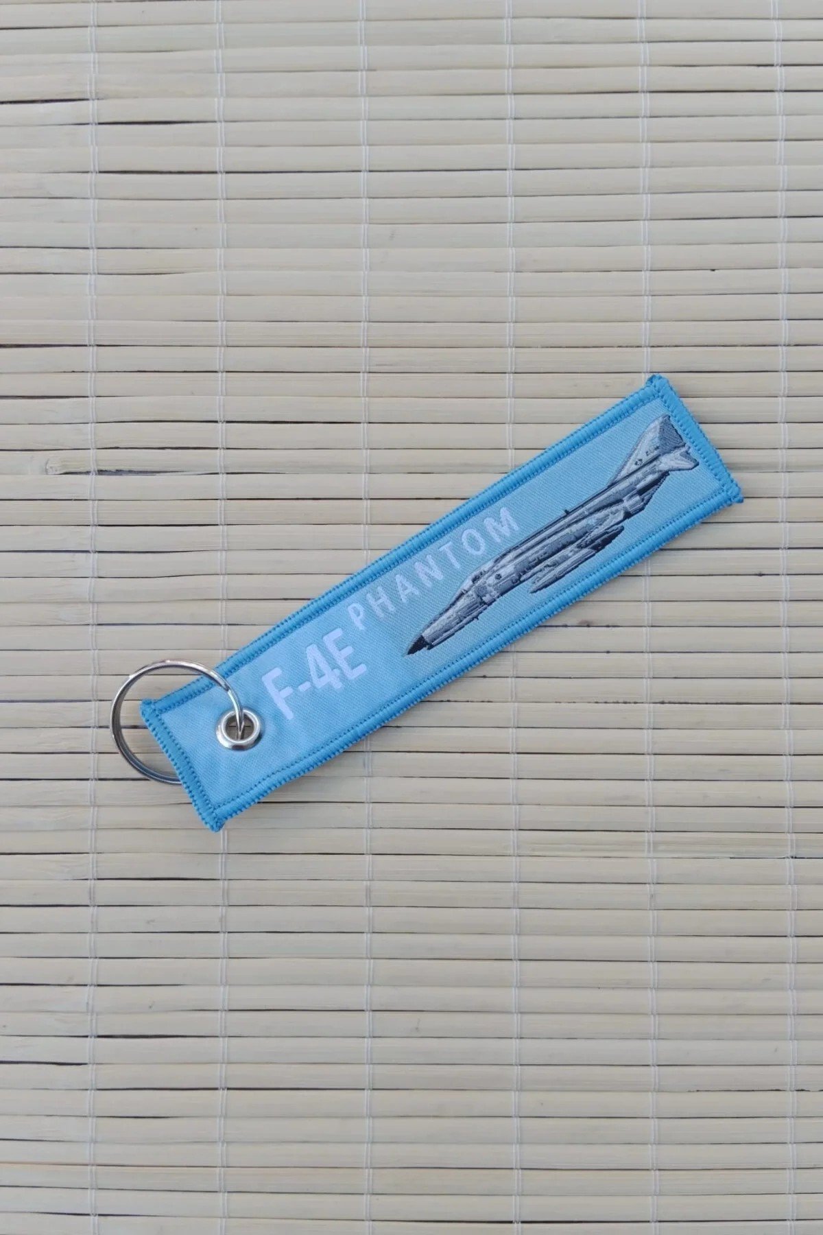 F-4e Phantom Remove Before Flight Yazili Mavi Beyaz Nakis İslemeli Bez Anahtarlik