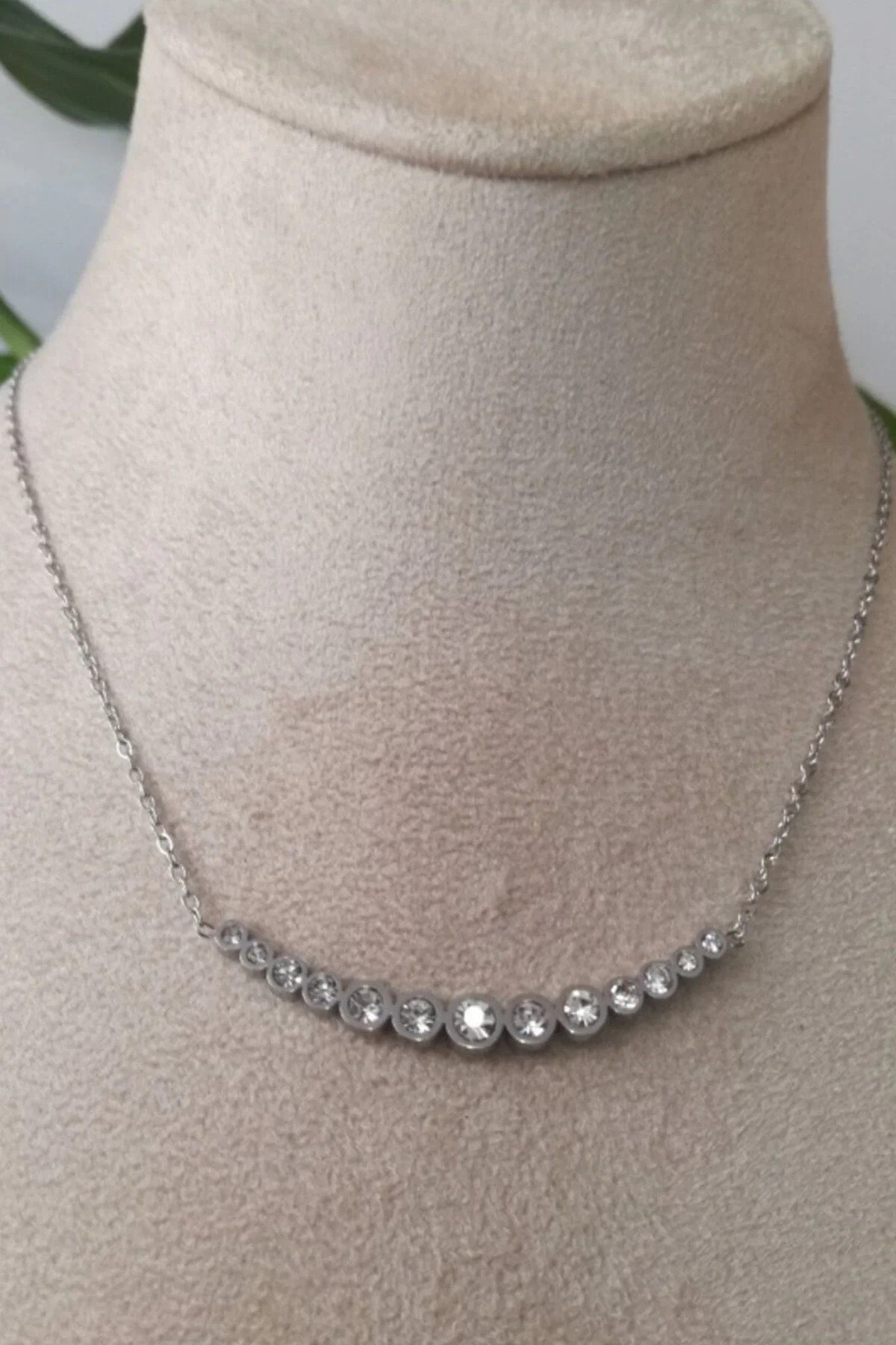 Gerdanlik Tasarimli İnce Silver Zincirli Gumus Renkli Zirkon Tasli Kaliteli Paslanmaz Celik Kolye Stainless Stell