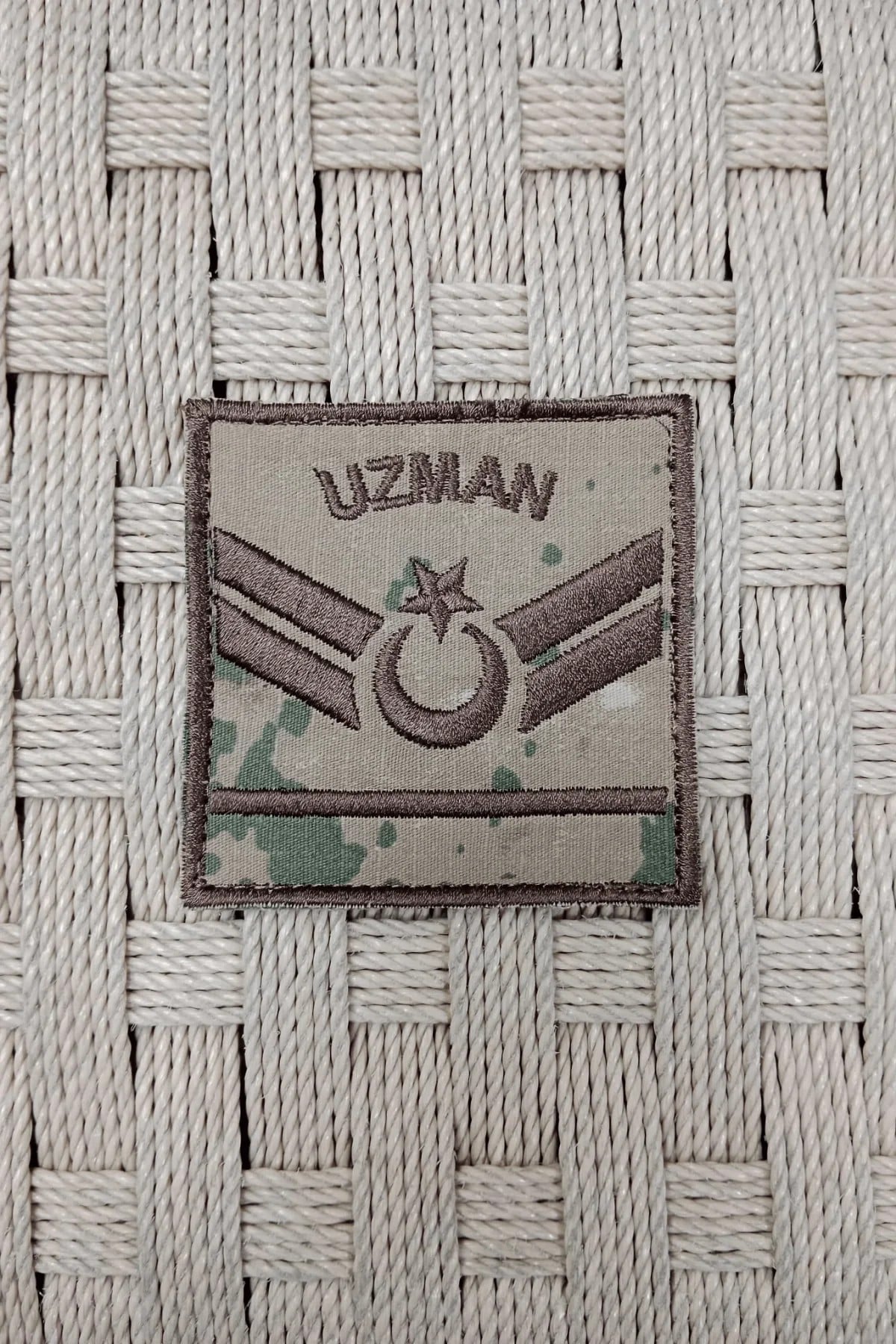 Jandarma Uzman Cavus 1 Kademe Kamuflaj Renkli Nakis Kol Rutbe