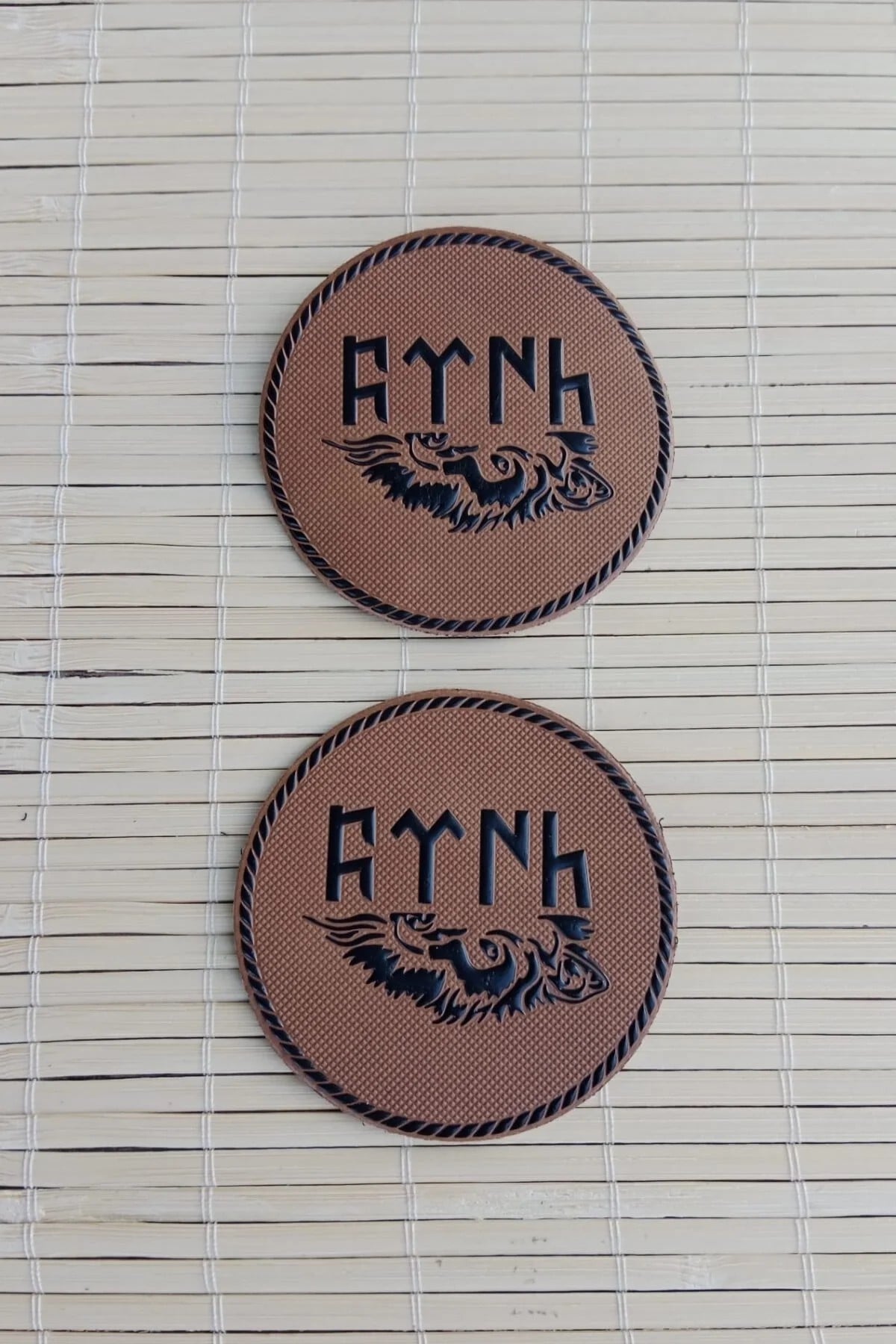 Kahverengi Zemin Siyah İslemeli Eski Turkce Turk Yazili Arma Patch Pec
