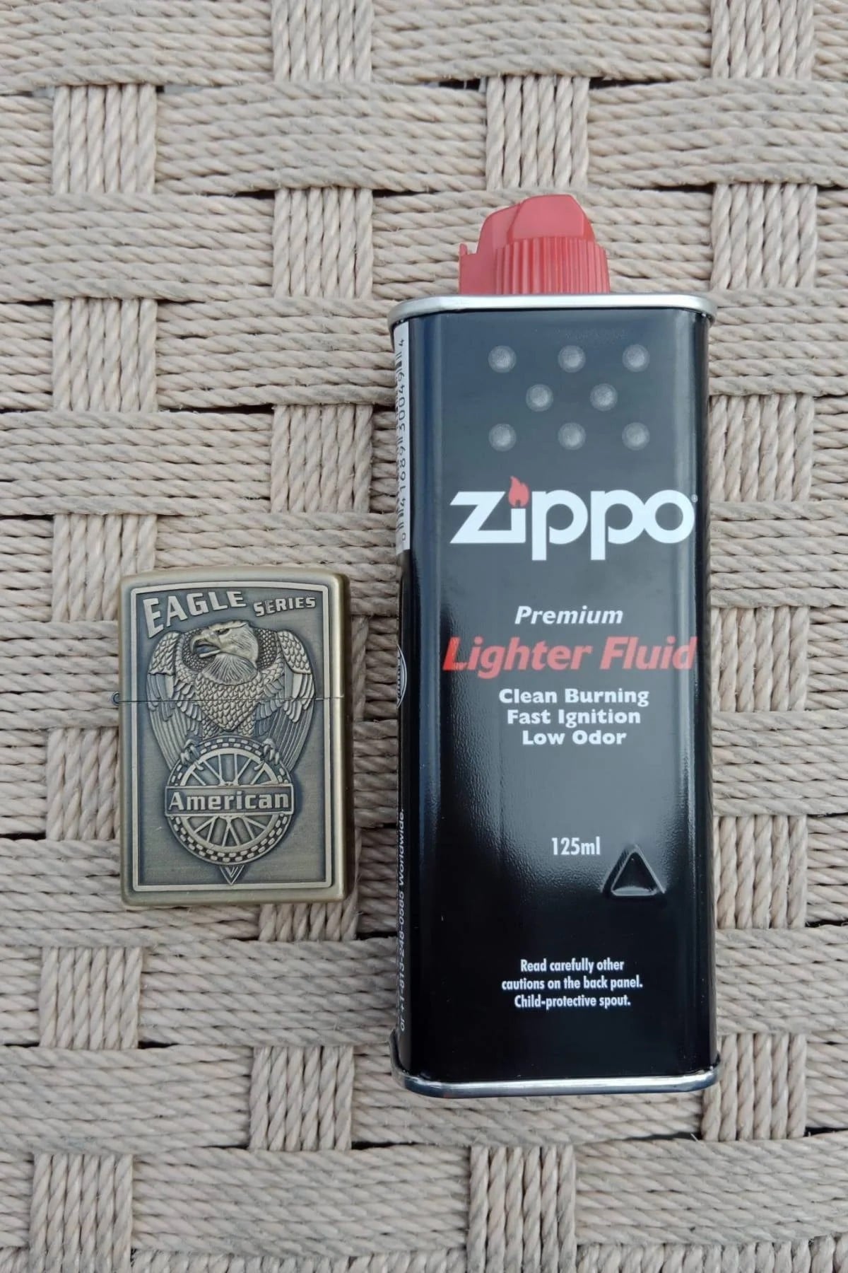 Ozel Tasarim Sari Renkli Eagle Series American Yazili Kabartmali Premium Zippo Cakmak
