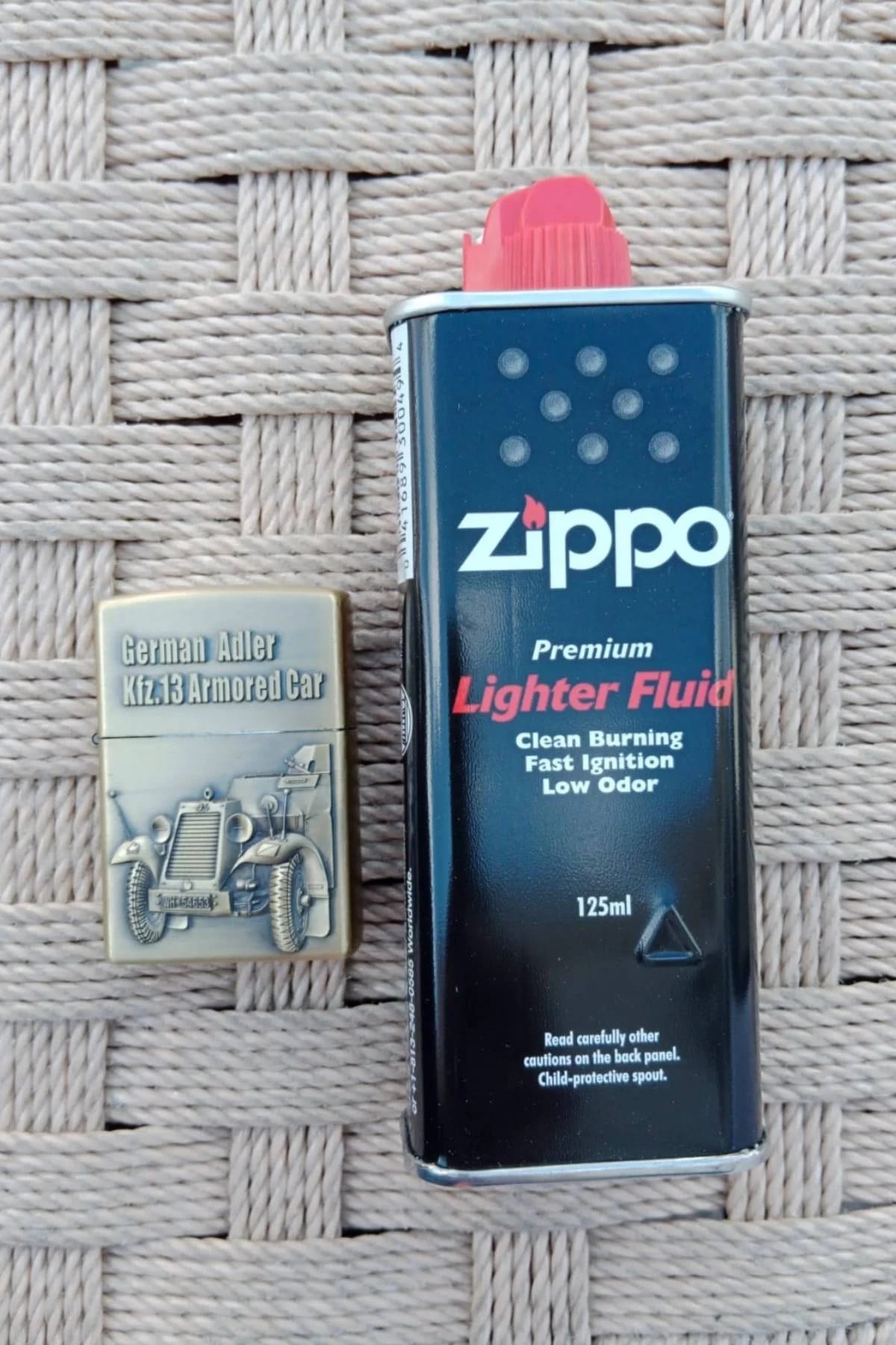 Ozel Tasarim Sari Renkli German Adler Kfz 13 Armored Car Zirhli Arac Kabartmali Premium Zippo Cakmak