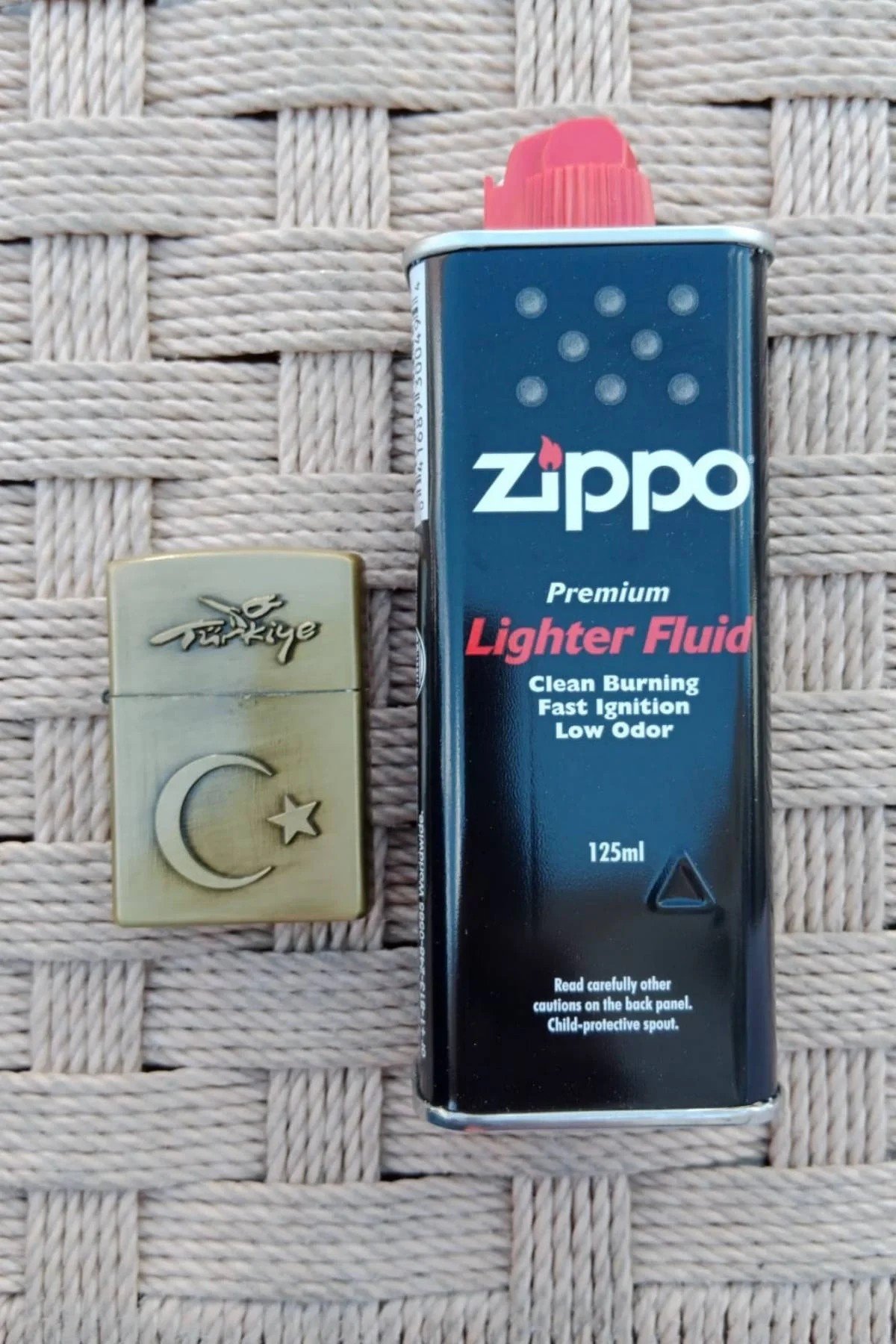 Ozel Tasarim Sari Renkli Turkiye Yazili Ayyildiz Kabartmali Premium Zippo Cakmak