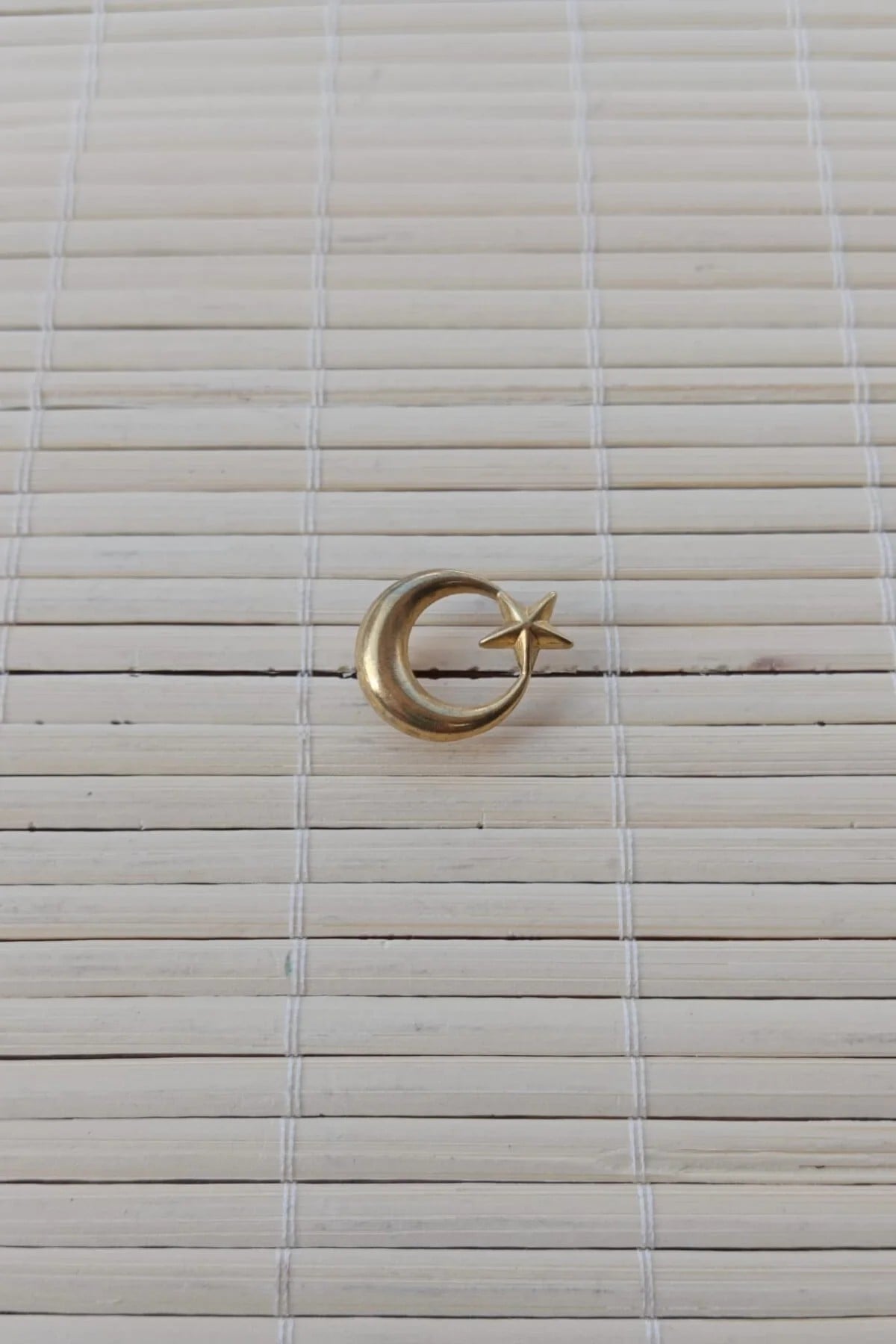 Sari Renkli Ayyildiz Ceket Yaka İgnesi Yaka Rozeti