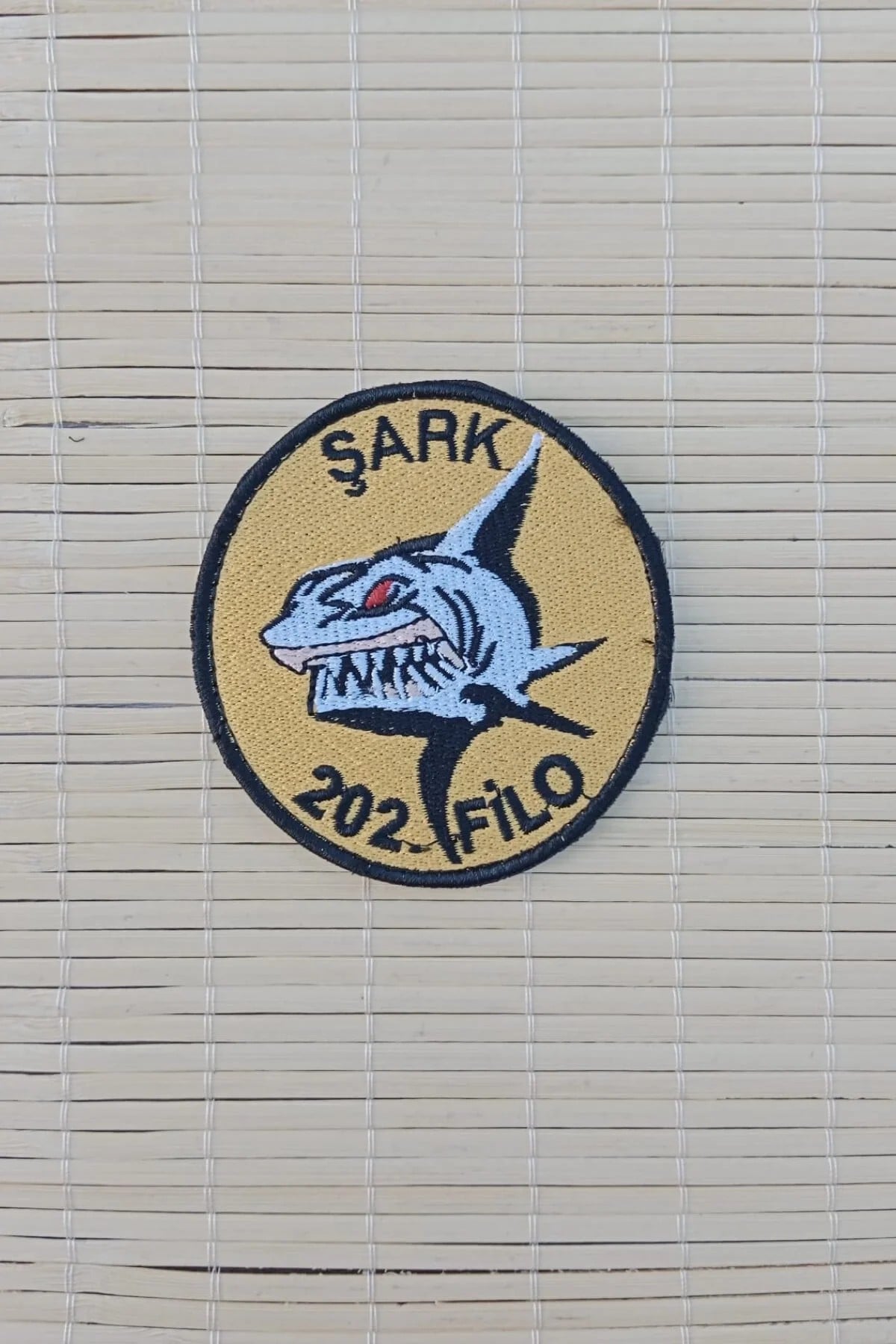 Sari Zemin Nakis İslemeli Sark 202. Filo Arma Patch Pec
