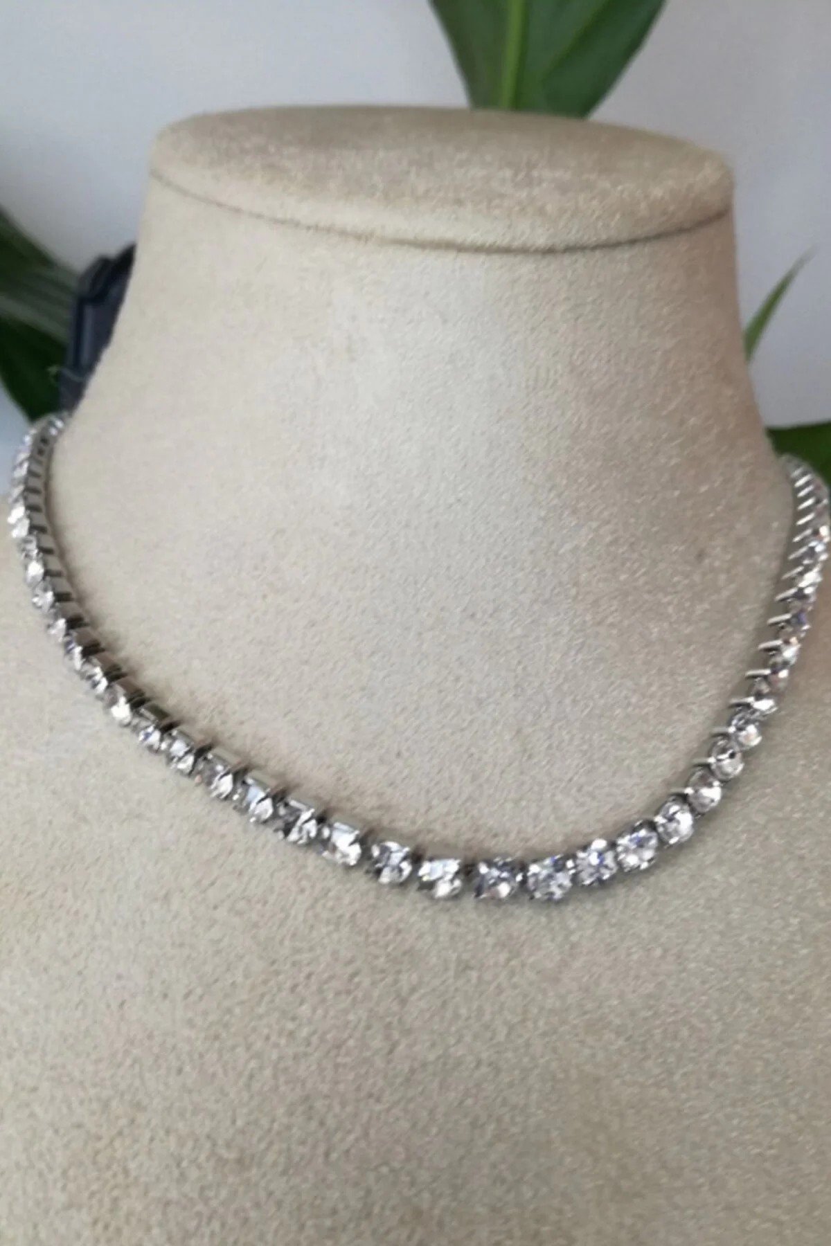 Suyolu Tasarim Kalin Silver Zincirli Gumus Renkli Zirkon Tasli Kaliteli Paslanmaz Celik Kolye Stainless Stell