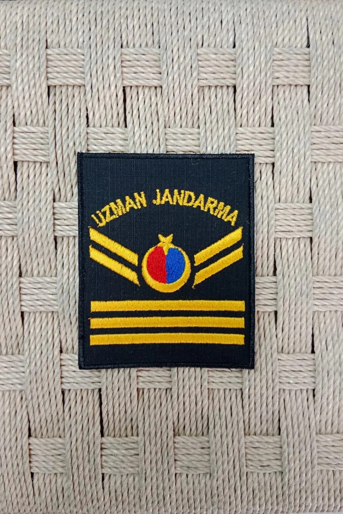 Uzman Jandarma 3 Kademe Siyah Zemin Harici Ve Dahili Bez Nakis Kol Rutbe