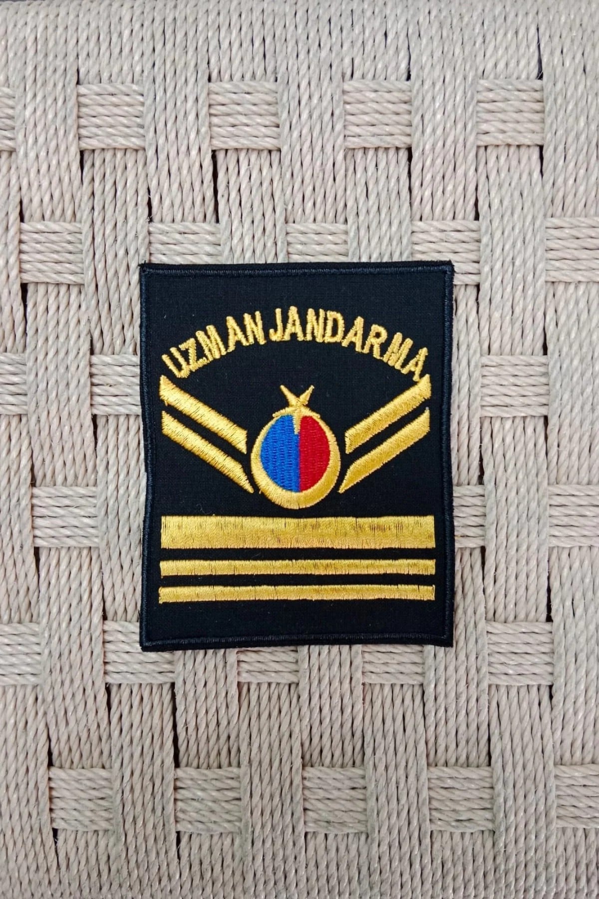 Uzman Jandarma 6 Kademe Siyah Zemin Harici Ve Dahili Bez Nakis Kol Rutbe