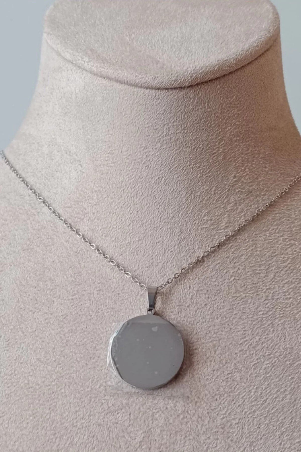 Yuvarlak Tasarim İnce Silver Zincirli Gumus Renkli Kaliteli Paslanmaz Celik Kolye Stainless Stell