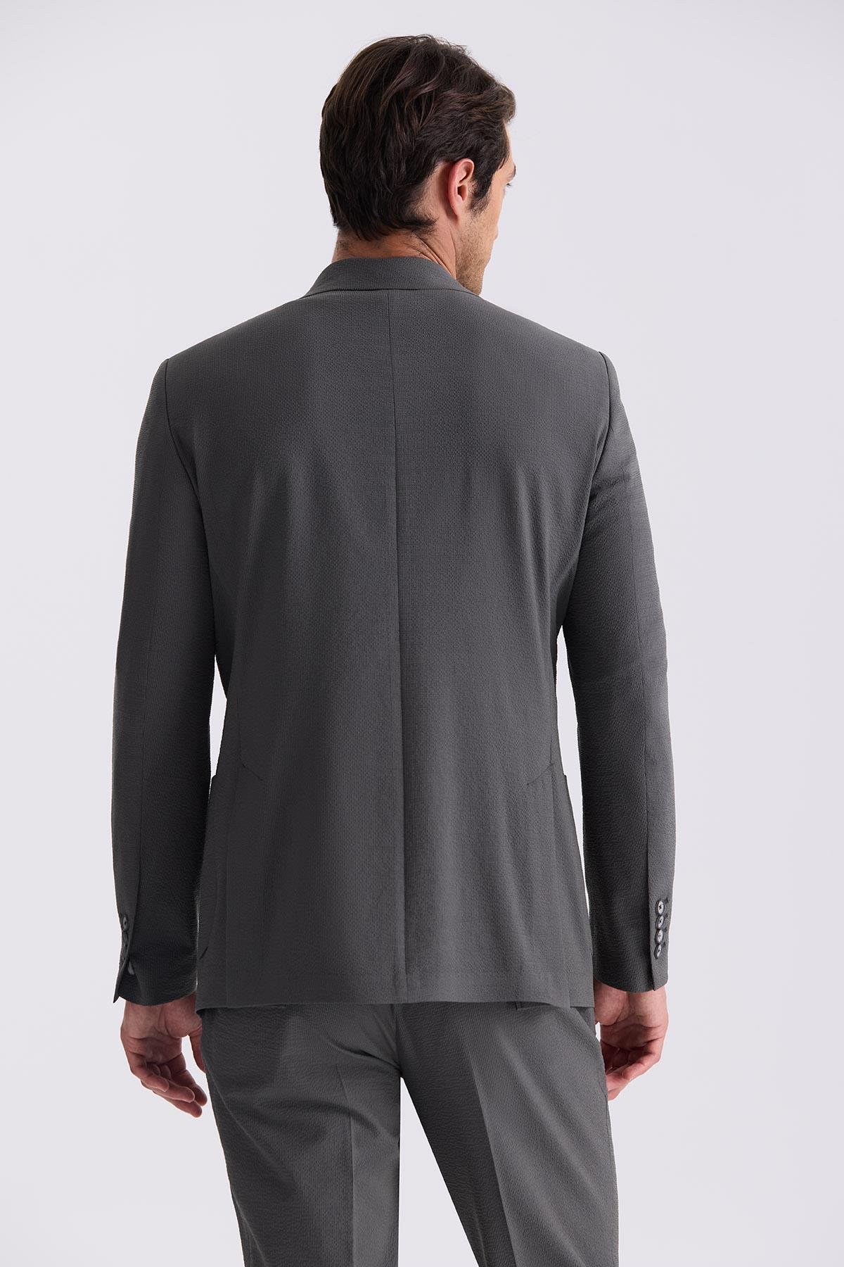 Dar Kalıp - Slim Fit Serili Takım Elbise-Jakamen  Sivri Yaka  Serili• Takım ElbiseJakamen