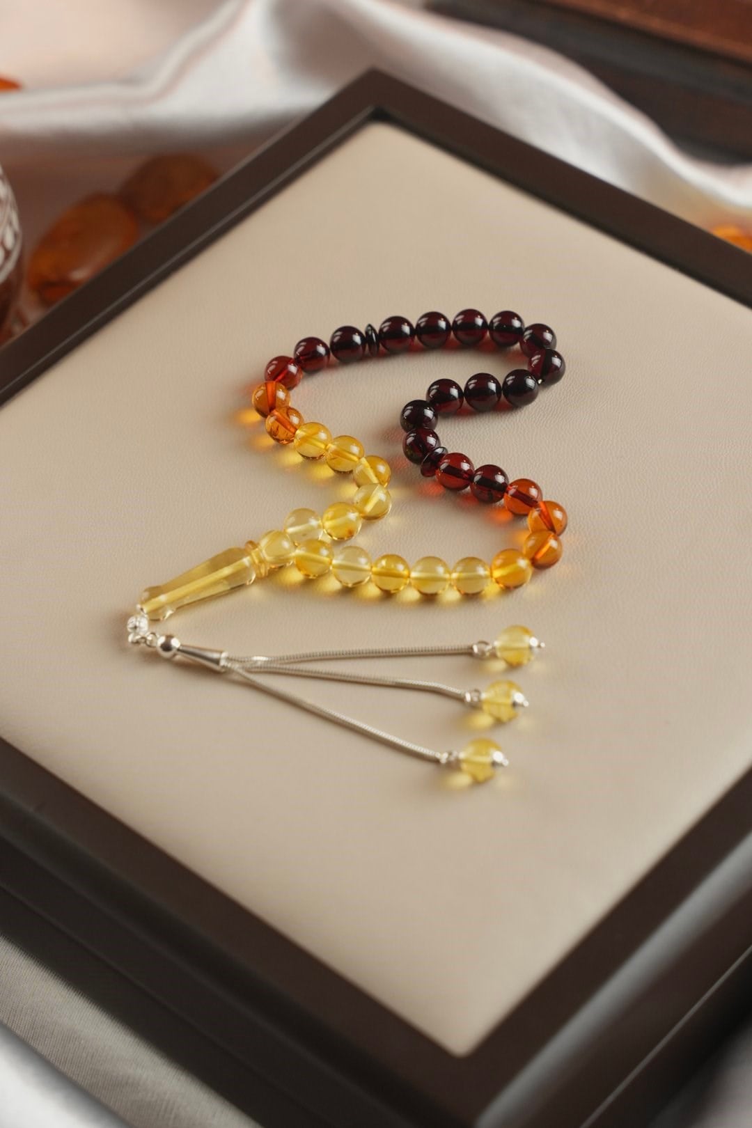 Bilek Boy Süzme Renk Damla Kehribar Gümüş Tasarım Tesbih (Amber), (مسبحة قطرة كهريبار)