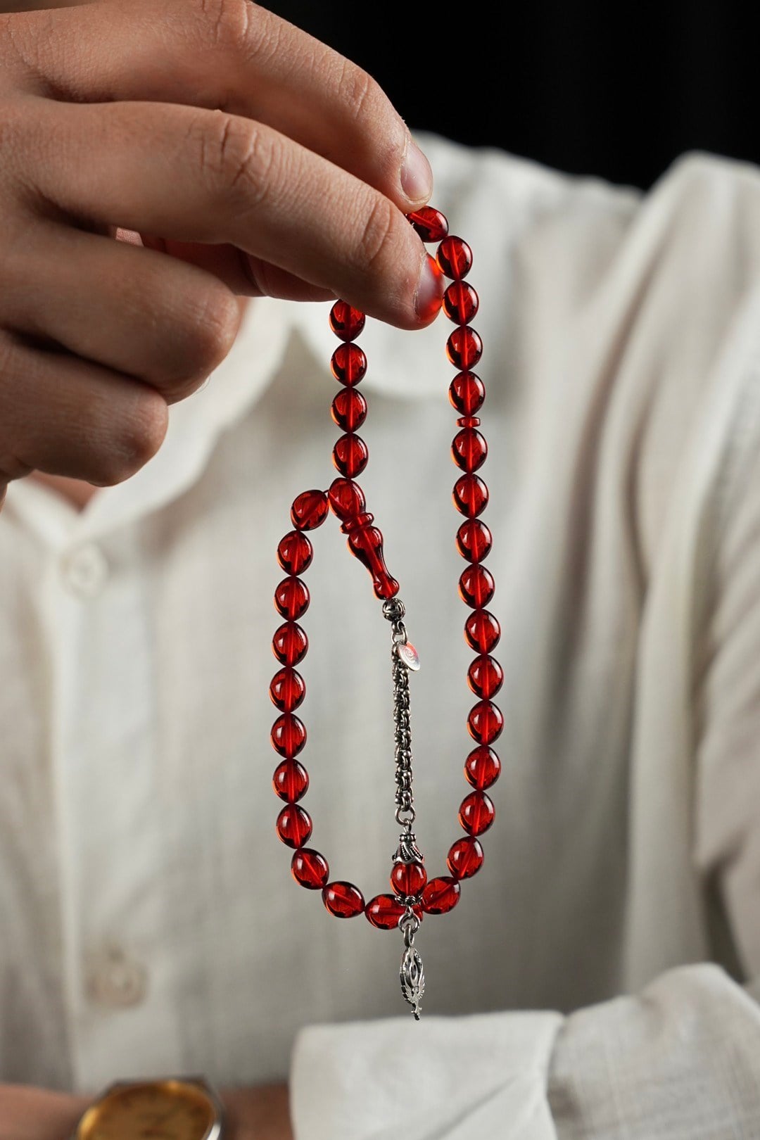 Bilek Boy Gümüş Selçuklu Kartalı Püskül Kırmızı Ateş-i Kehribar Tesbih