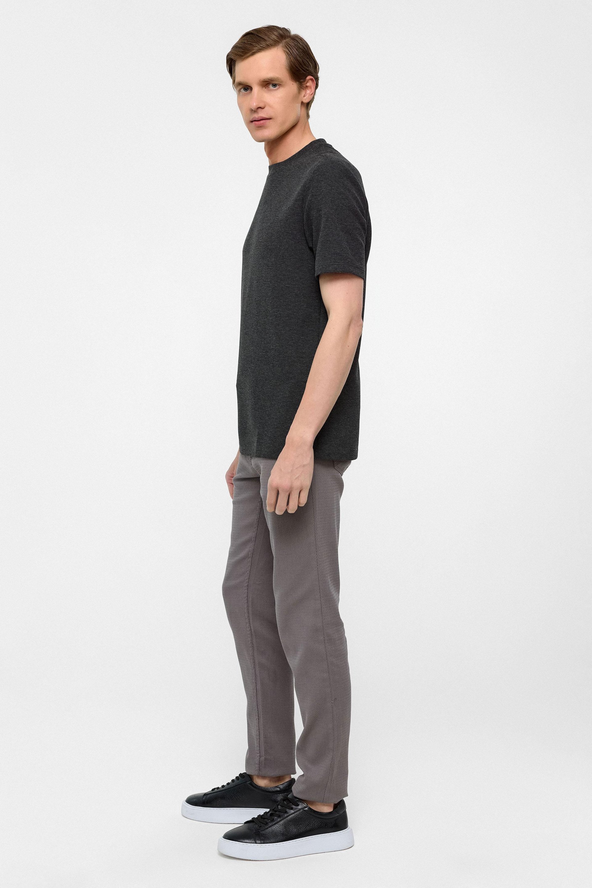 Antrasit Regular Armürlü Bisiklet Yaka Tişört