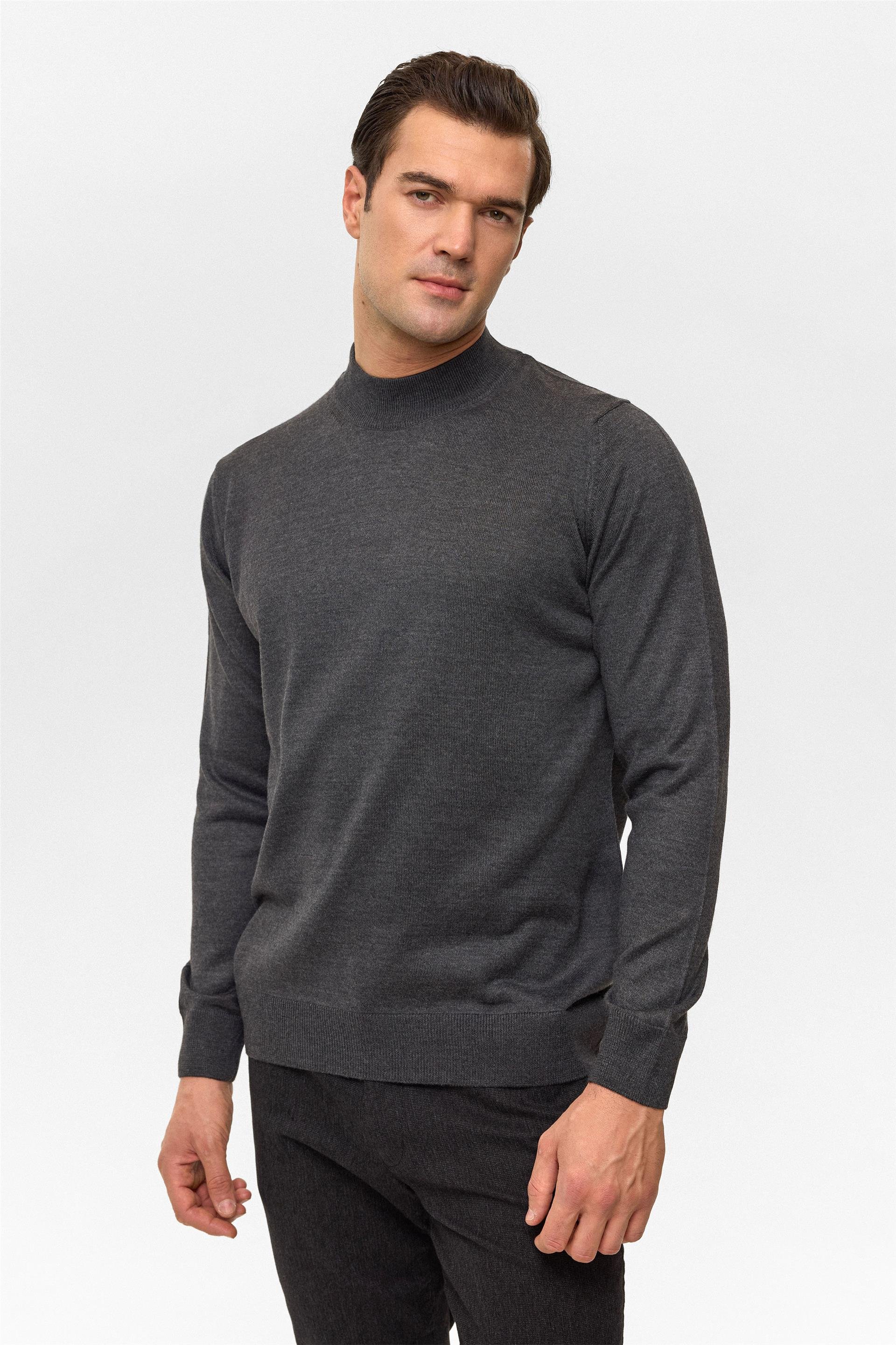 Antrasit Regular Düz Yarım Balıkçı Yaka Triko Kazak