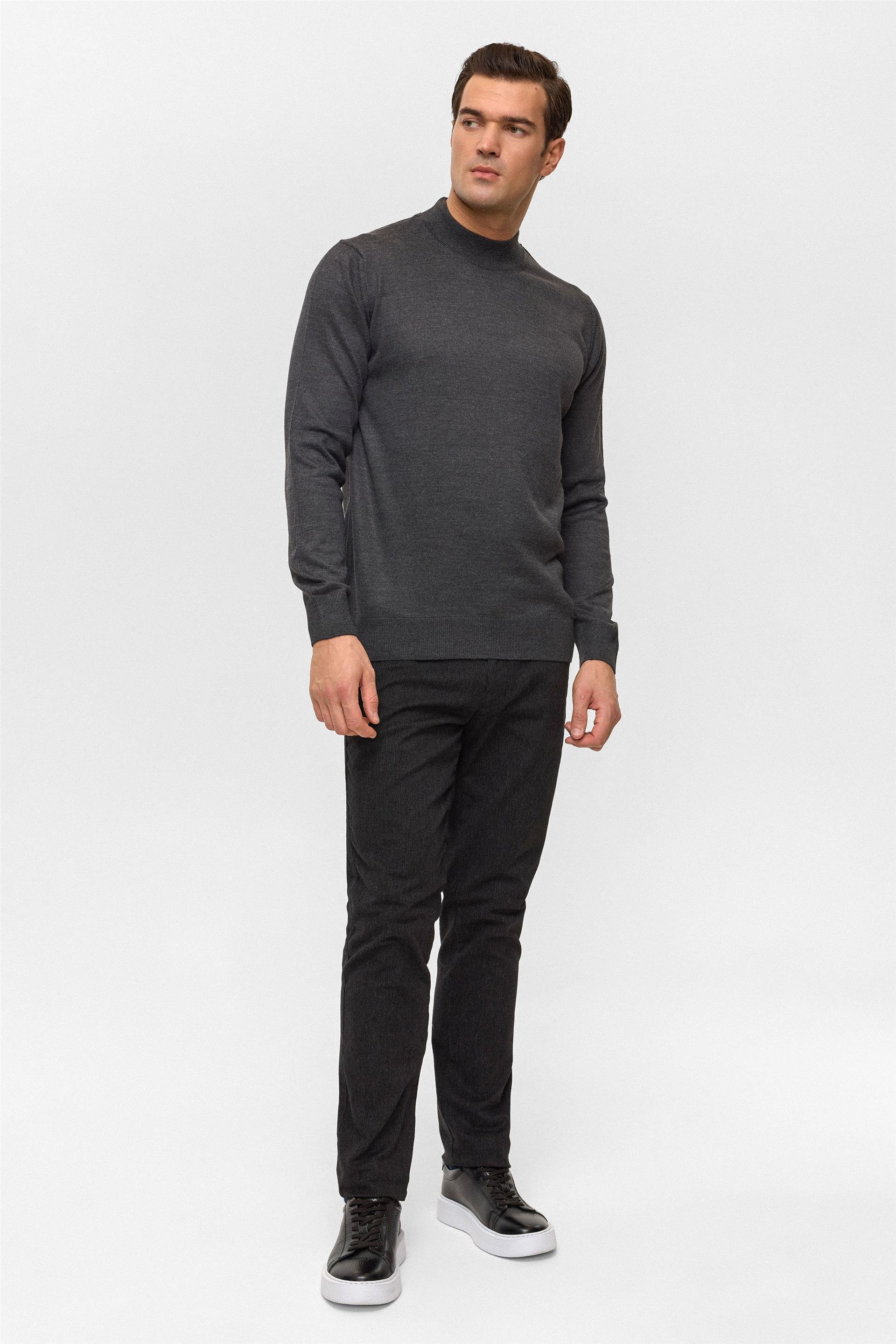 Antrasit Regular Düz Yarım Balıkçı Yaka Triko Kazak