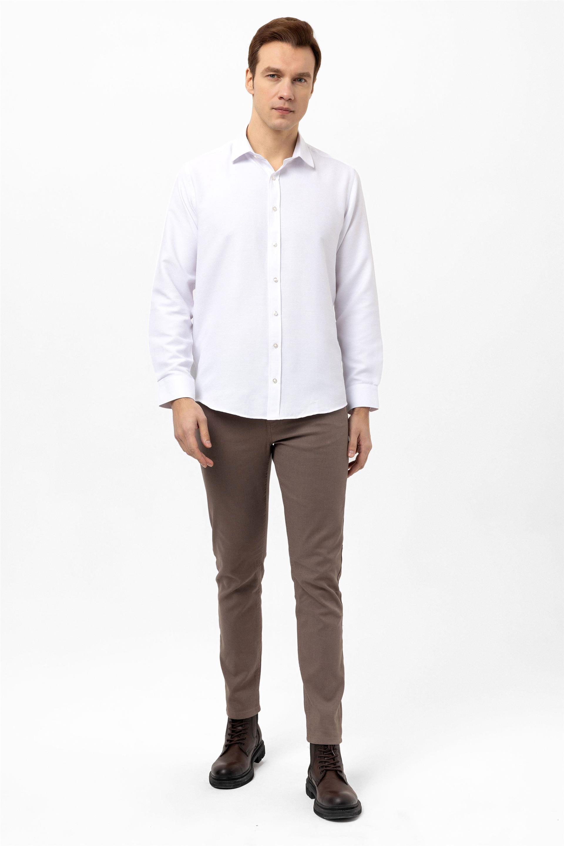 Beyaz Regular Armürlü Klasik Yaka  Gömlek